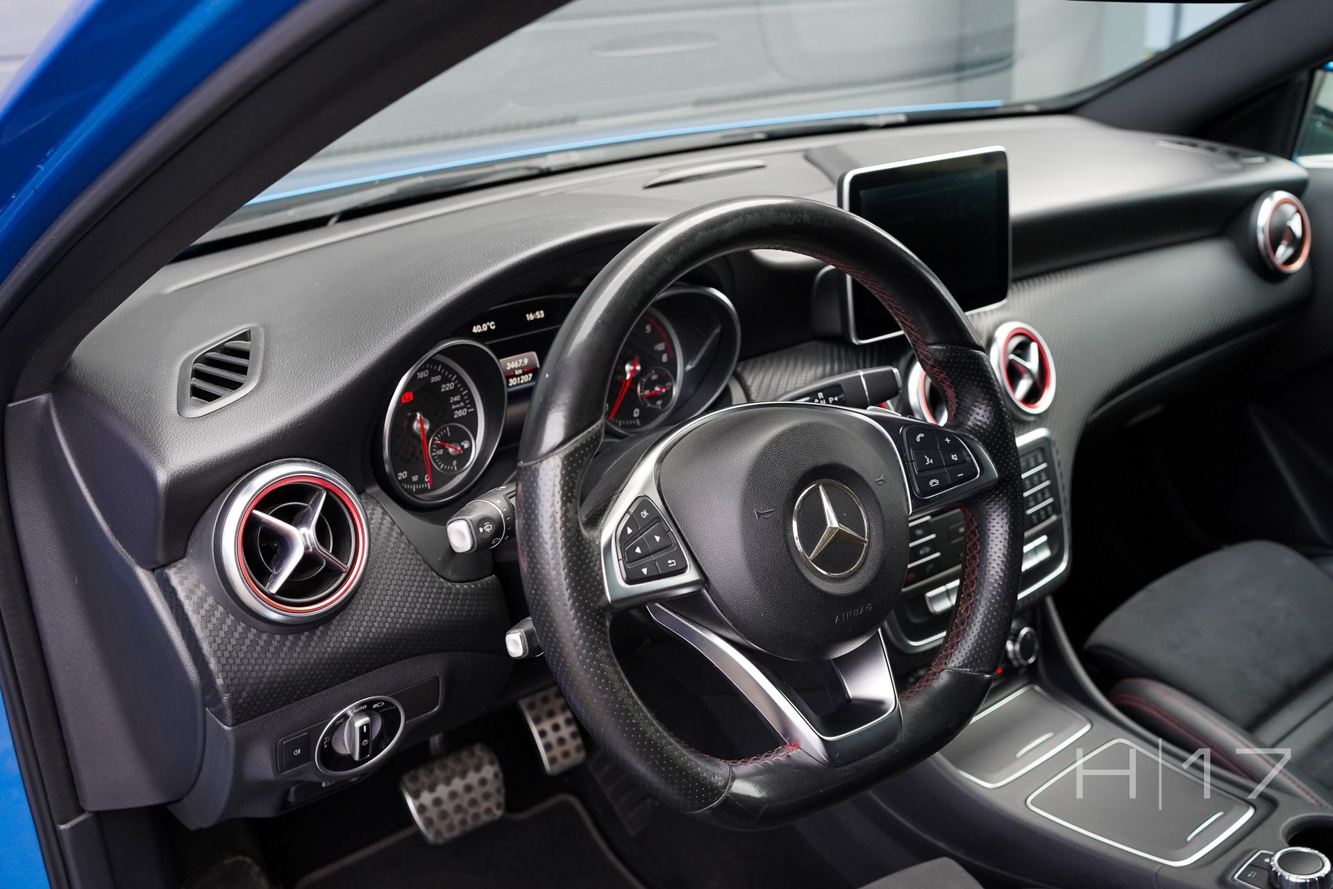 mercedes a200 volan