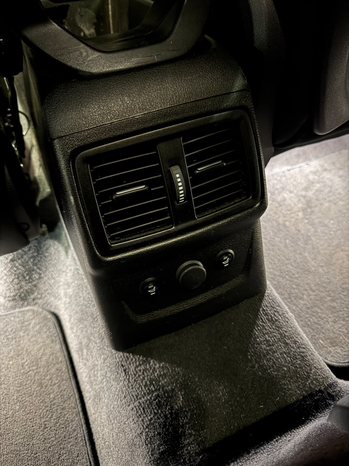 bmw x1 25d xdrive grijanje sjedala straga