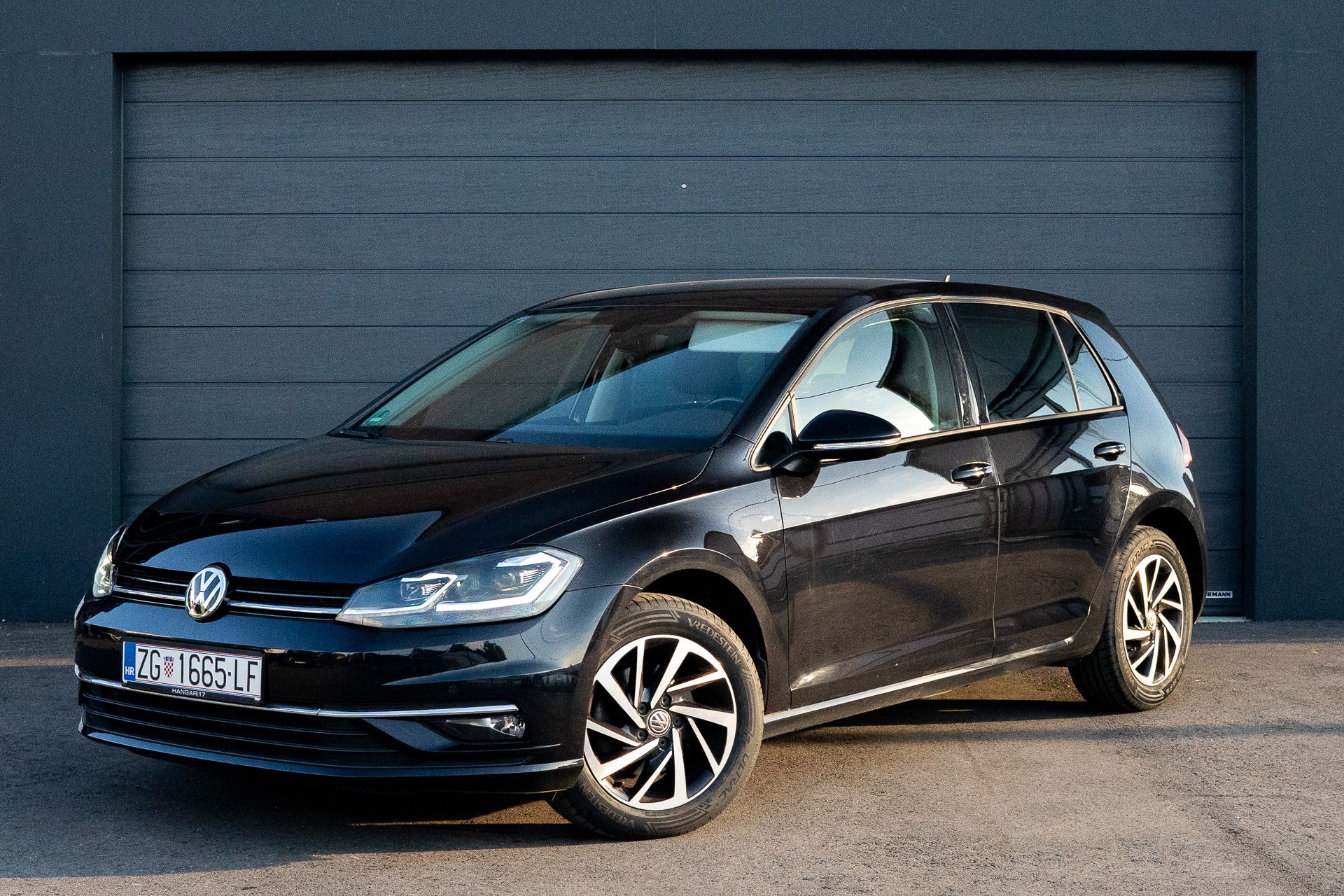 Golf 7.5 2.0 TDI ACC LED prednji lijevo