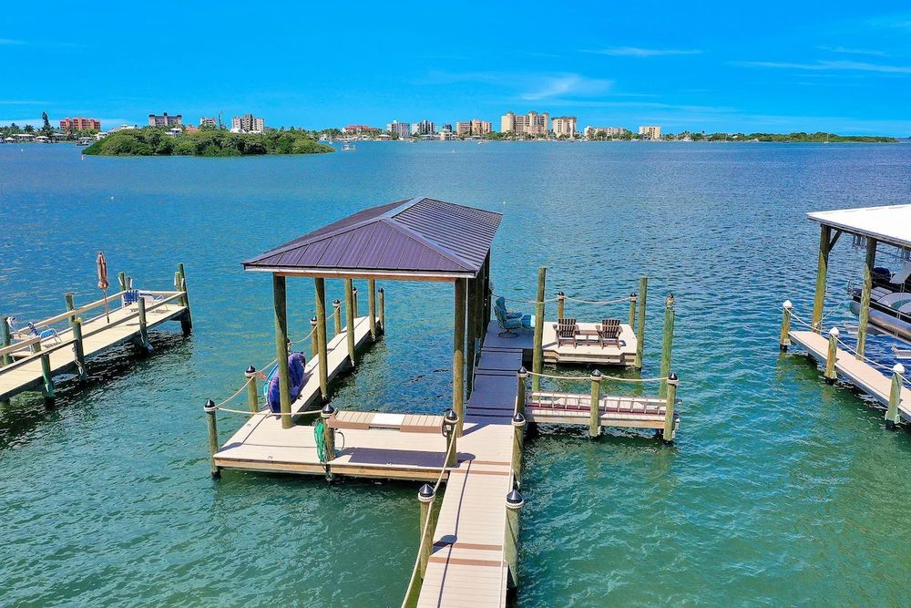 Private 100ft Dock