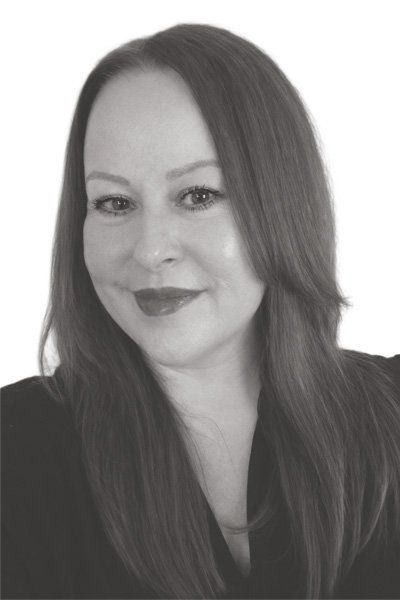 A head shot of Emma Marr