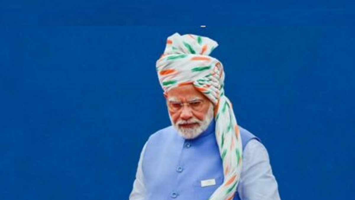 Modi@9