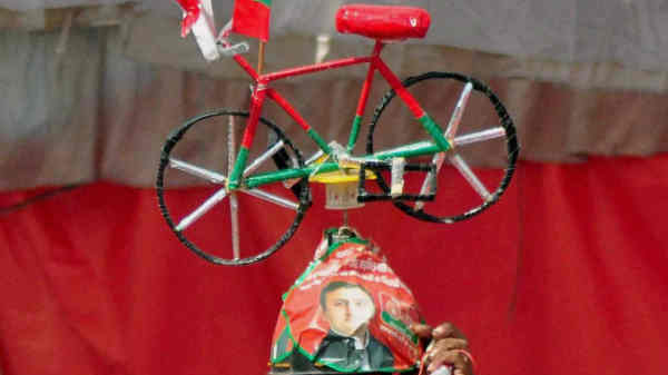 deflated bicycle of samajwadi party