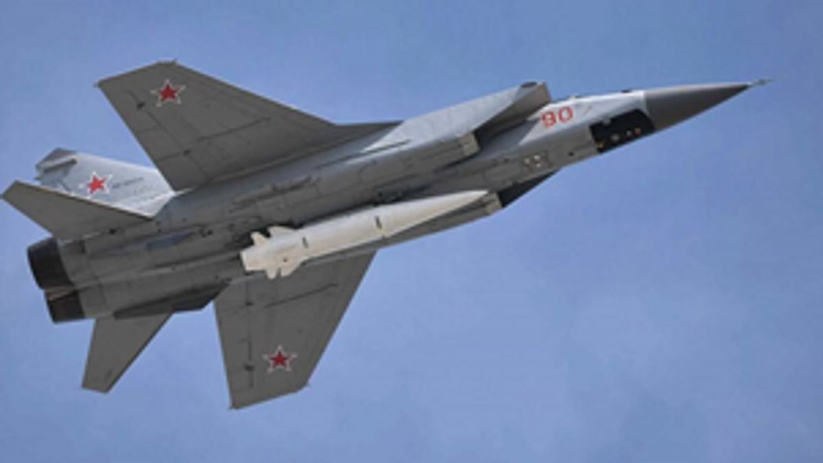Russia fires Hypersonic misslie in Ukraine