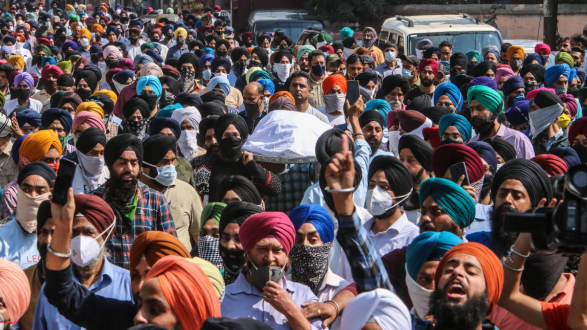 Teacher killed by terrorists in Kashmir