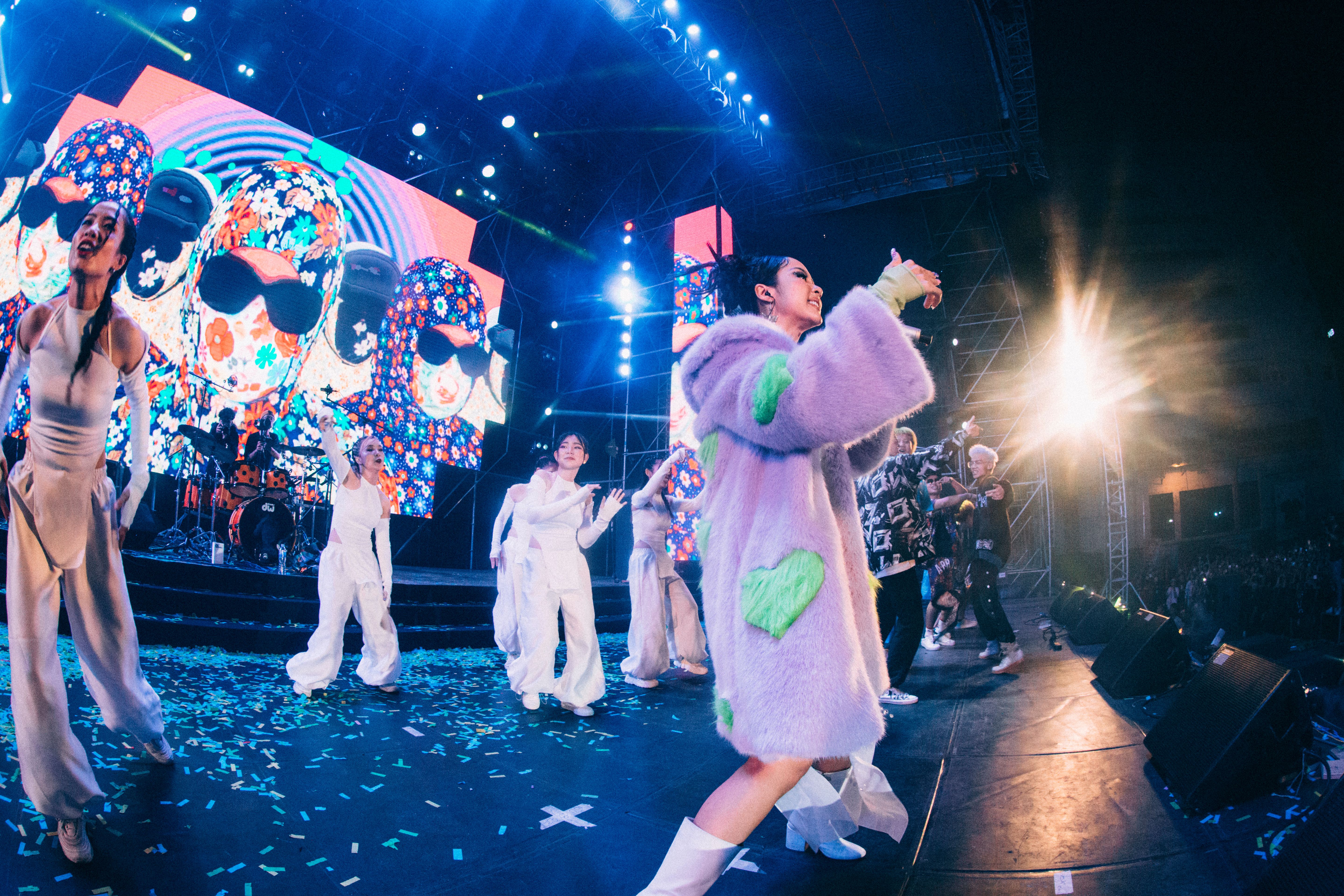 Image of Hoi Dong Hoi, the biggest indie and rap concert of the year with the participation of female rapper Suboi