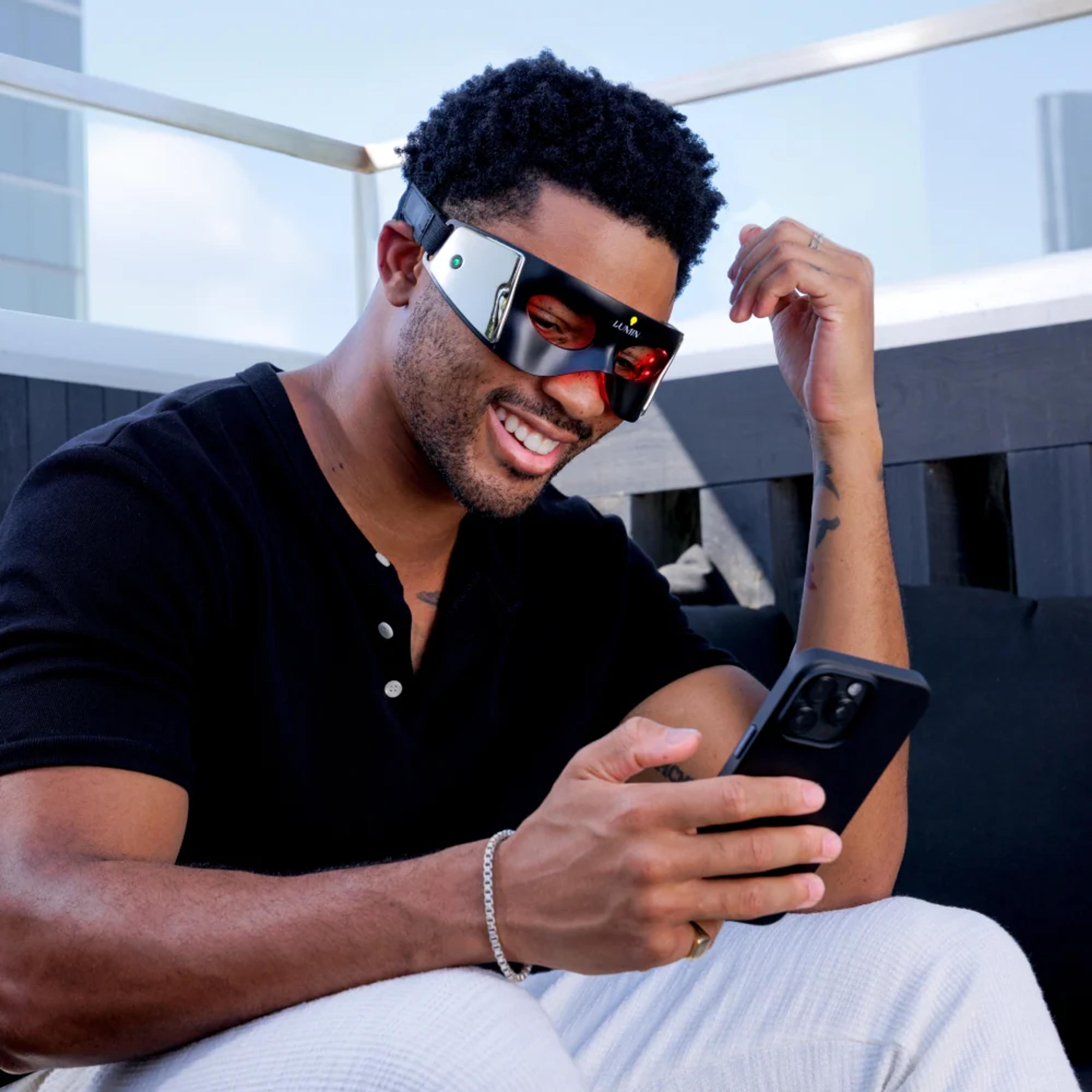 Luminator LED Eye Mask in Black