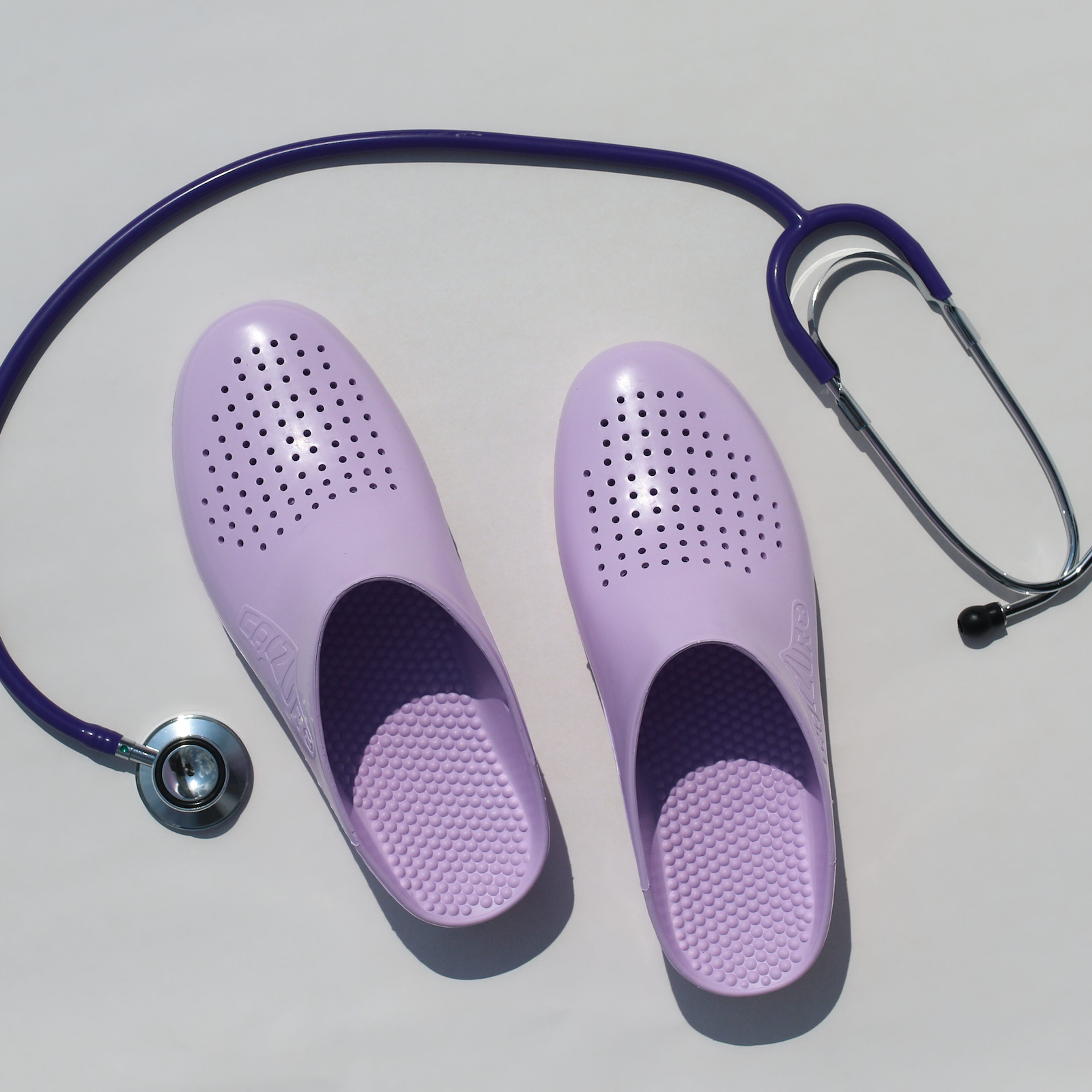 Calzuro Classic With Holes Lavender image 6