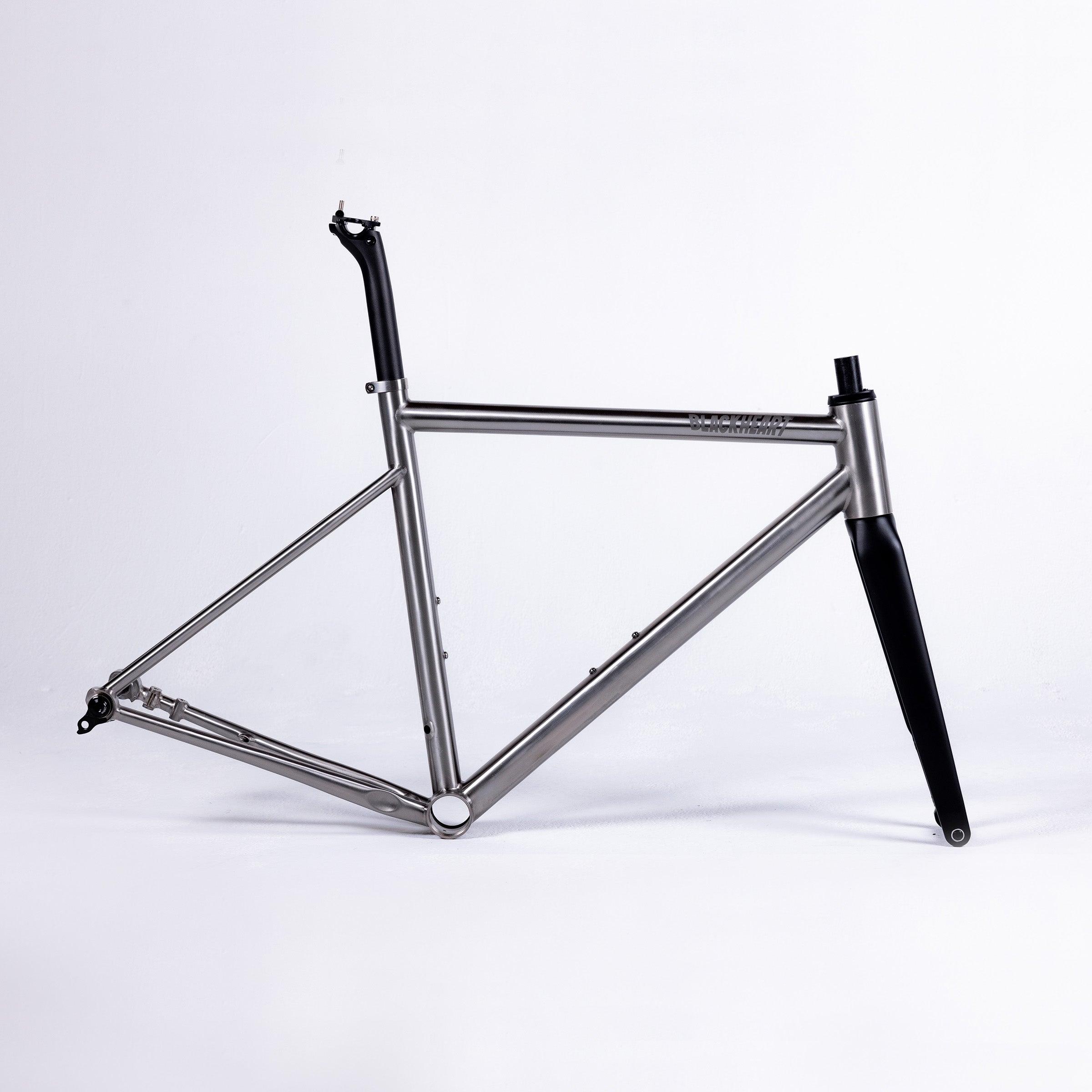 Road Ti — SRAM Rival AXS, view 3
