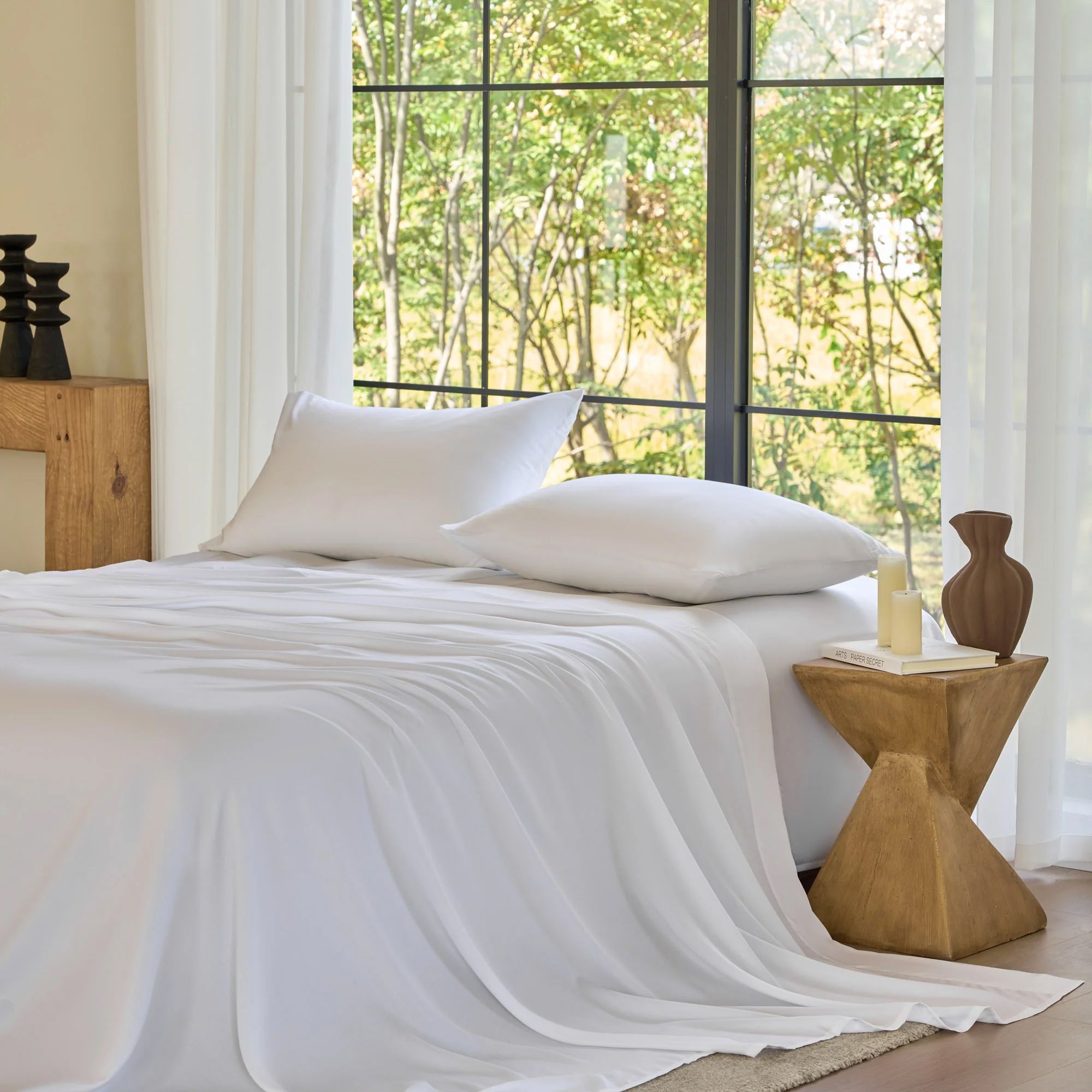 Bed featuring SIJO products