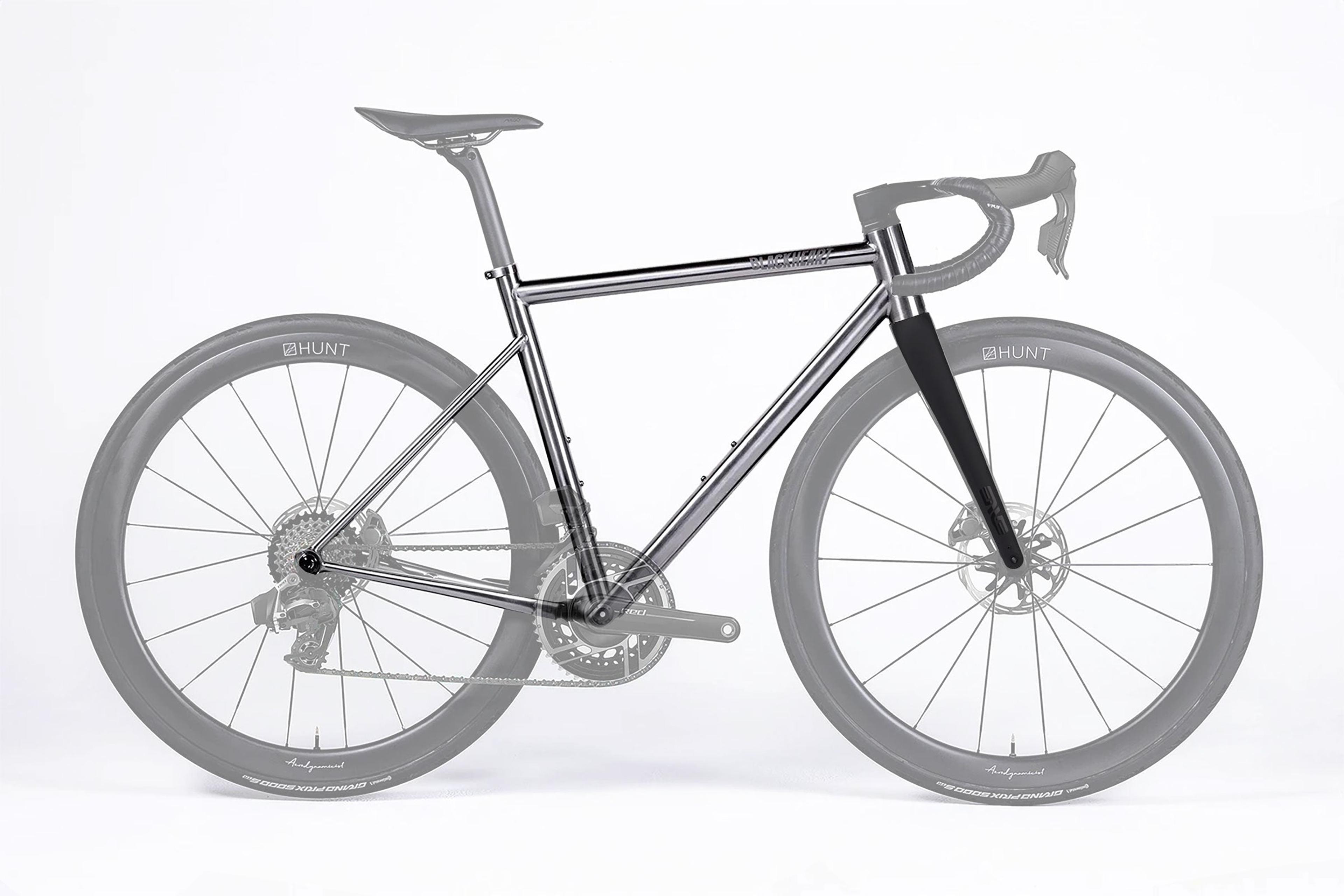 Road Ti — SRAM Force AXS, view 2
