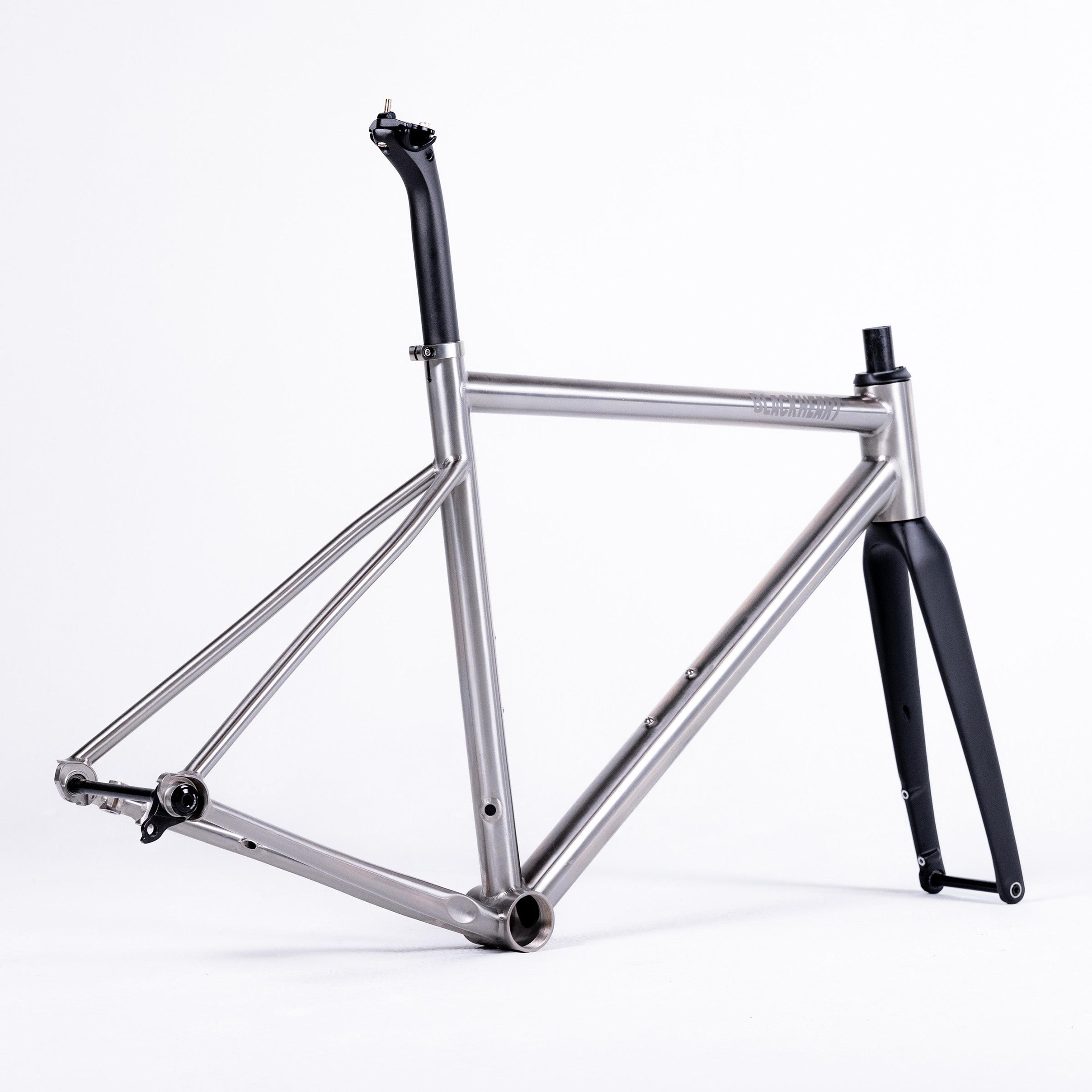 Road Ti — SRAM Force AXS, view 5