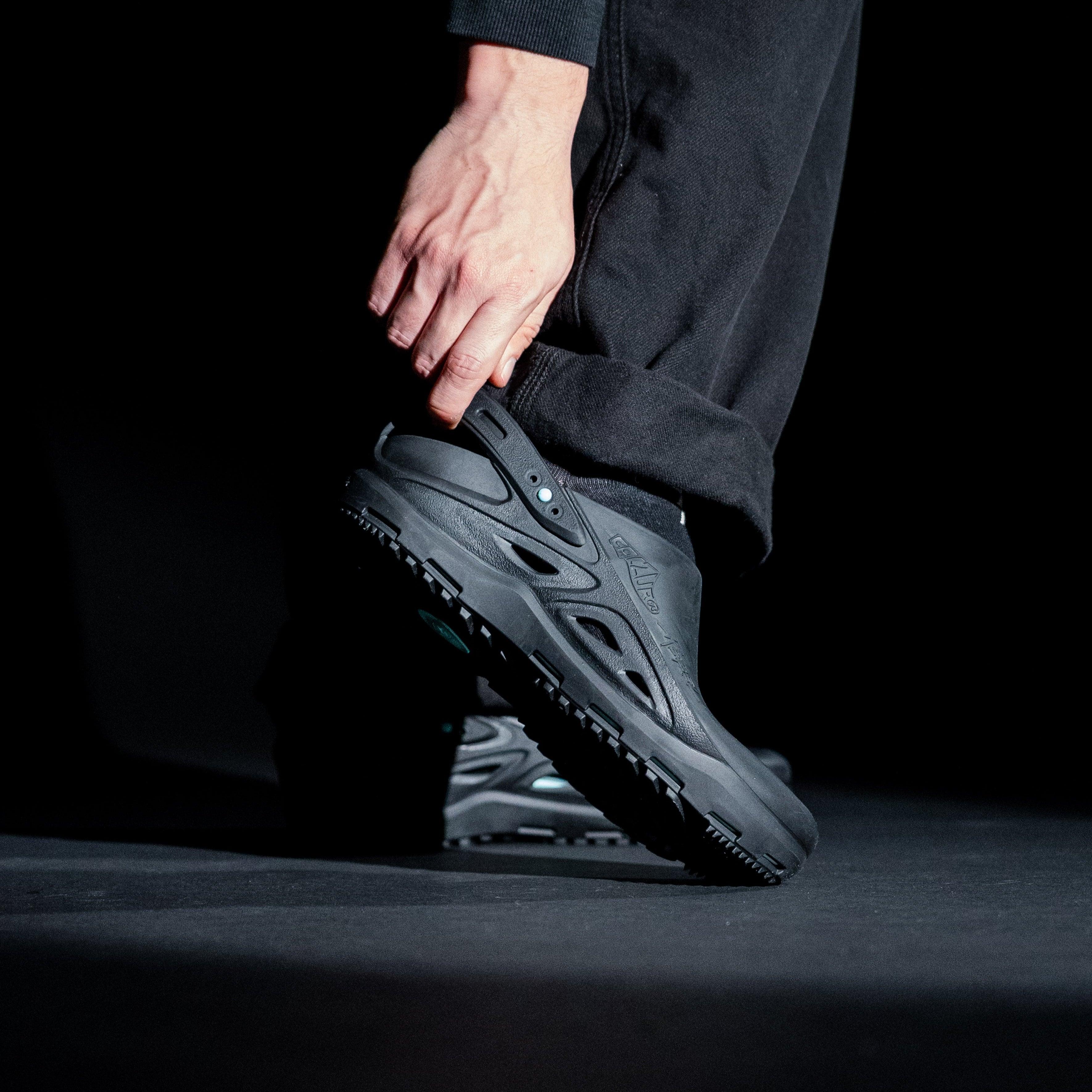 Calzuro Eco-Rebel Total Black image 3