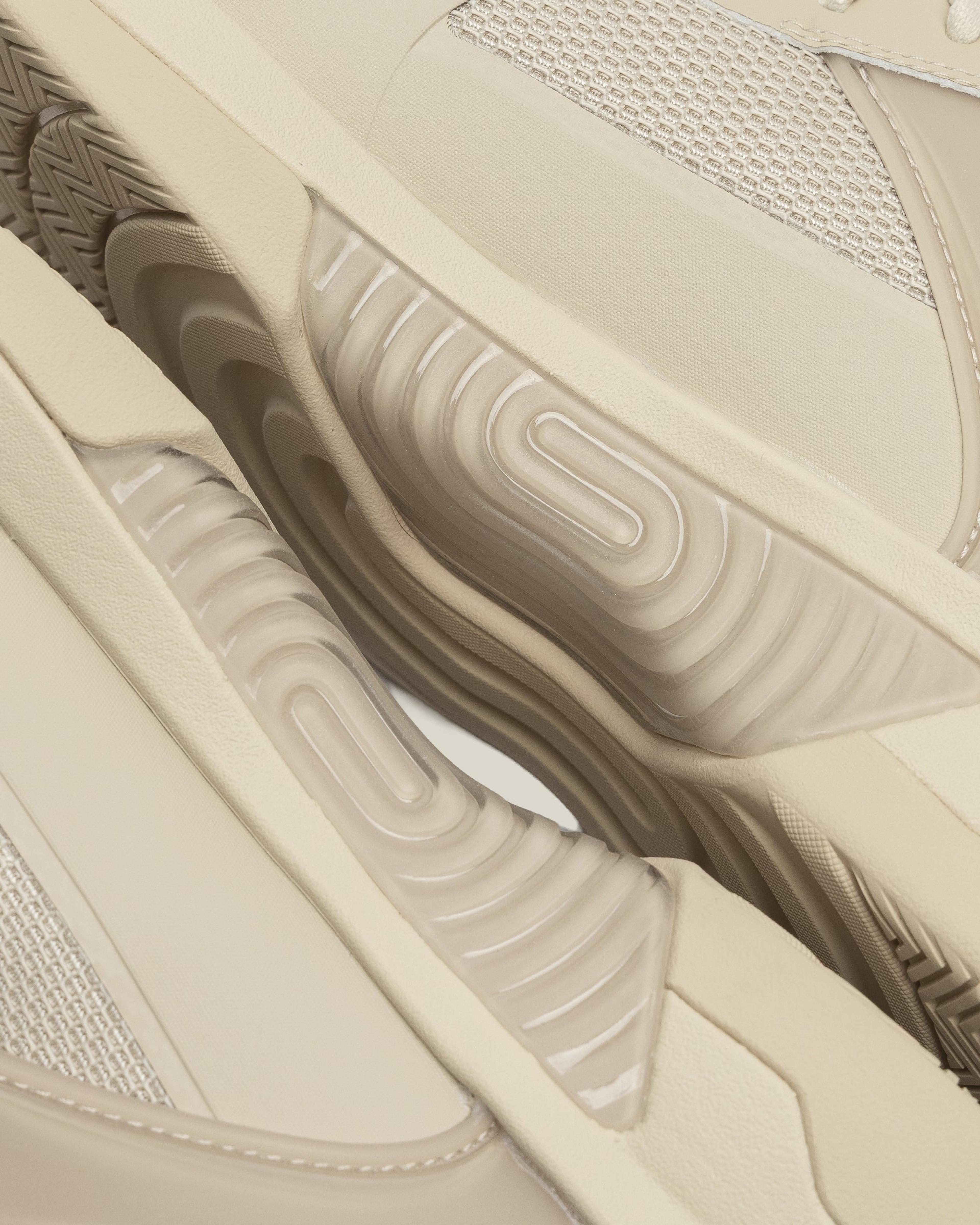 Women's CMC Trainer image 5