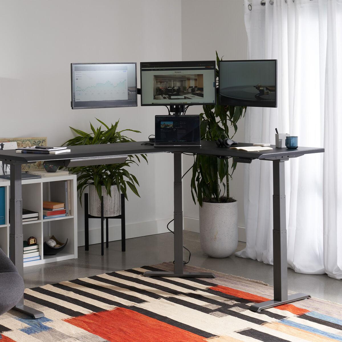 Image 1 of L-Shape Electric Standing Desk 80x60