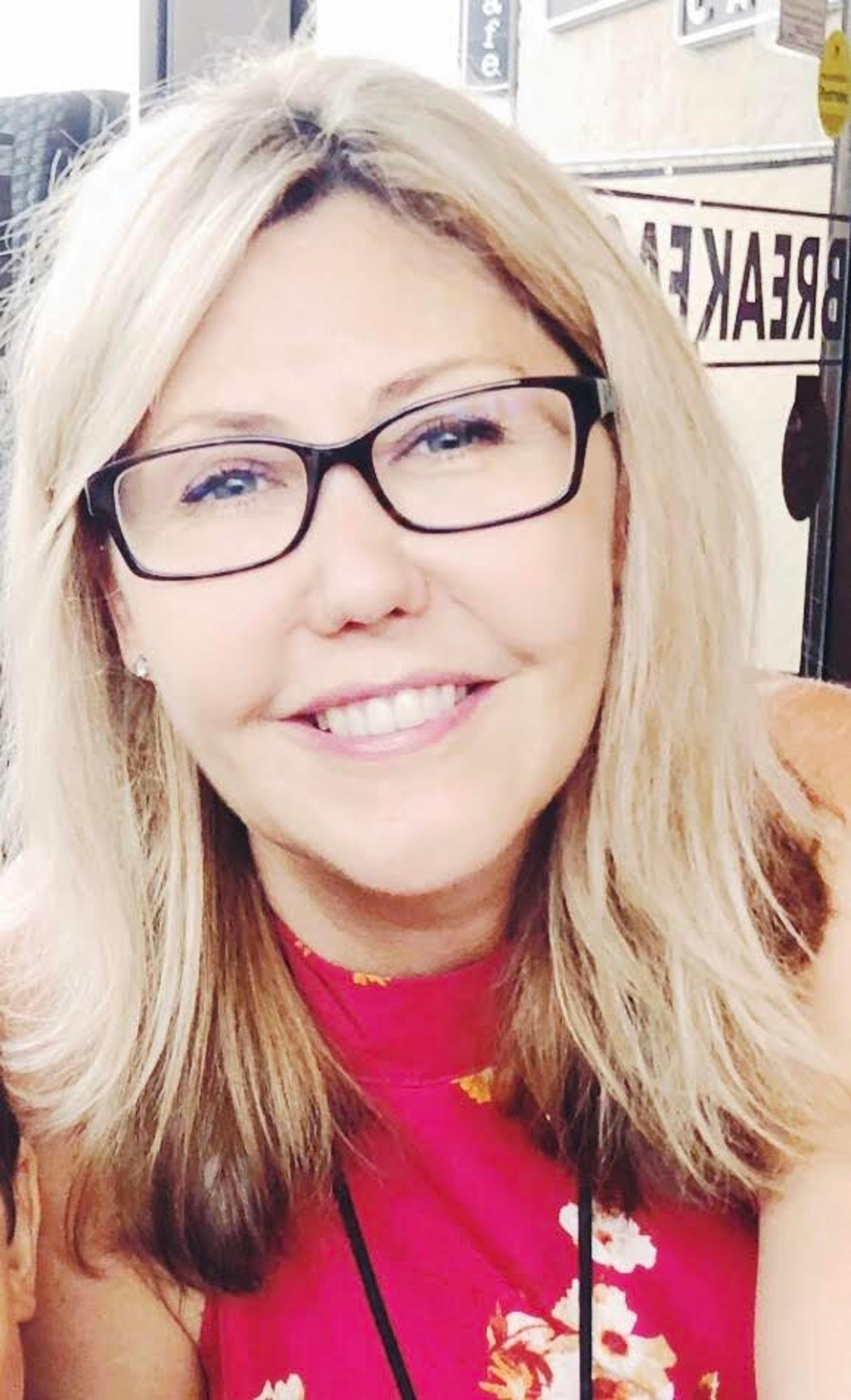 Mia Taylor, writer