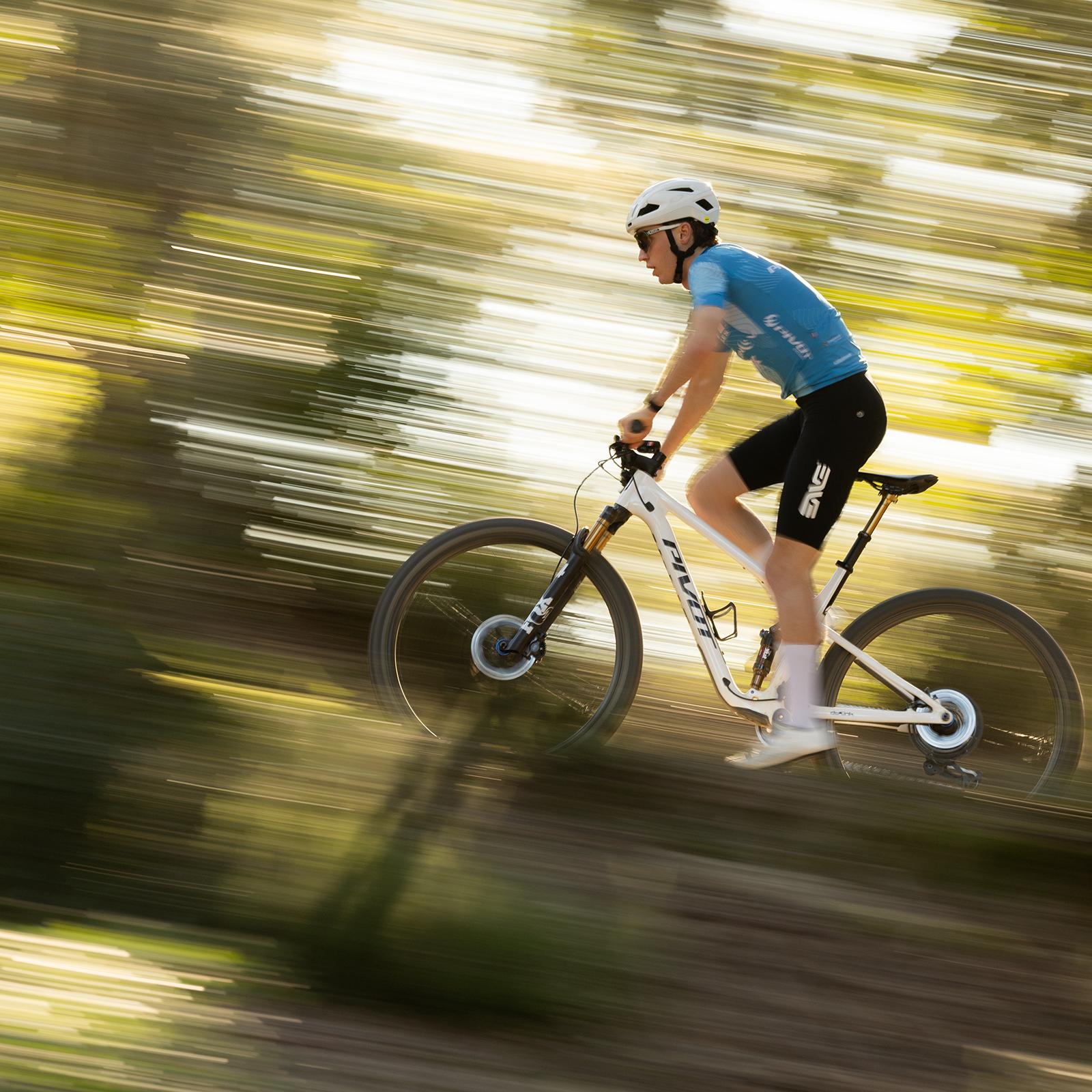 Pivot Cycles