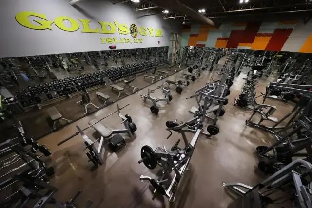 Gold’s Gym
