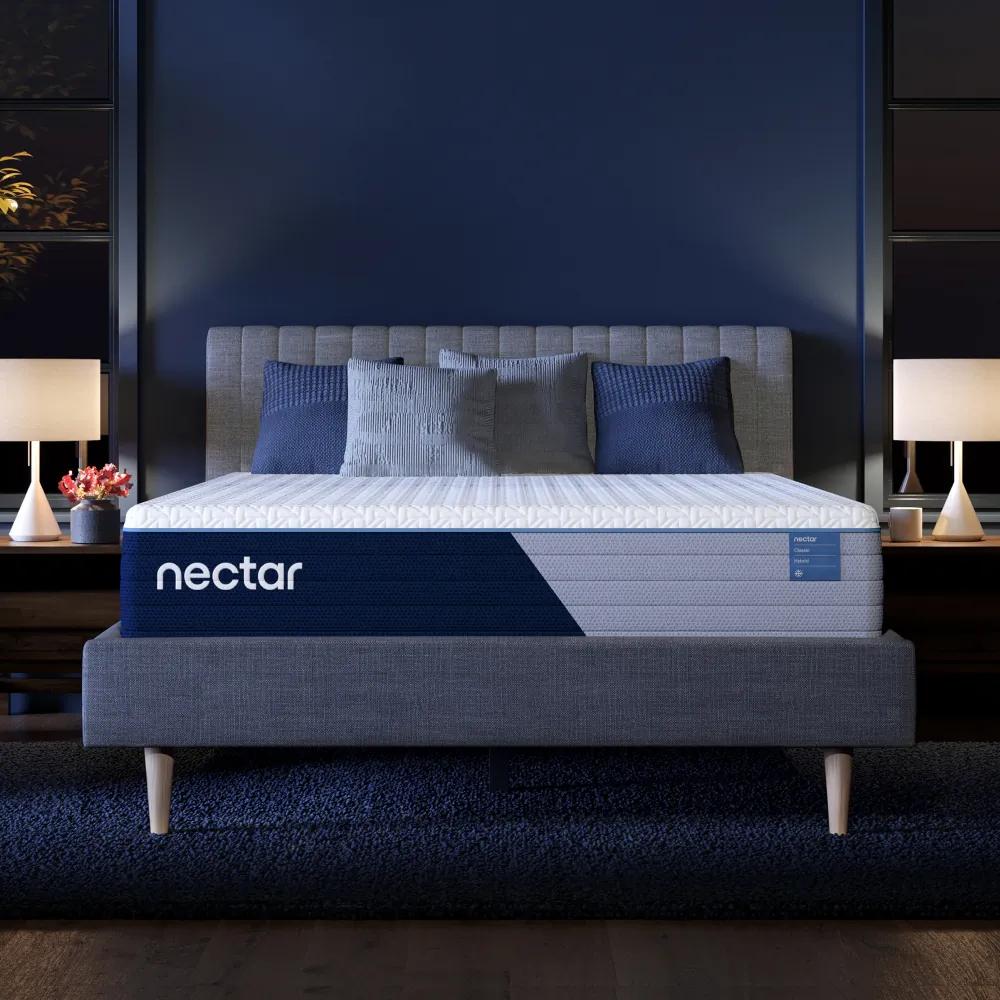 Classic Hybrid Mattress, view 4