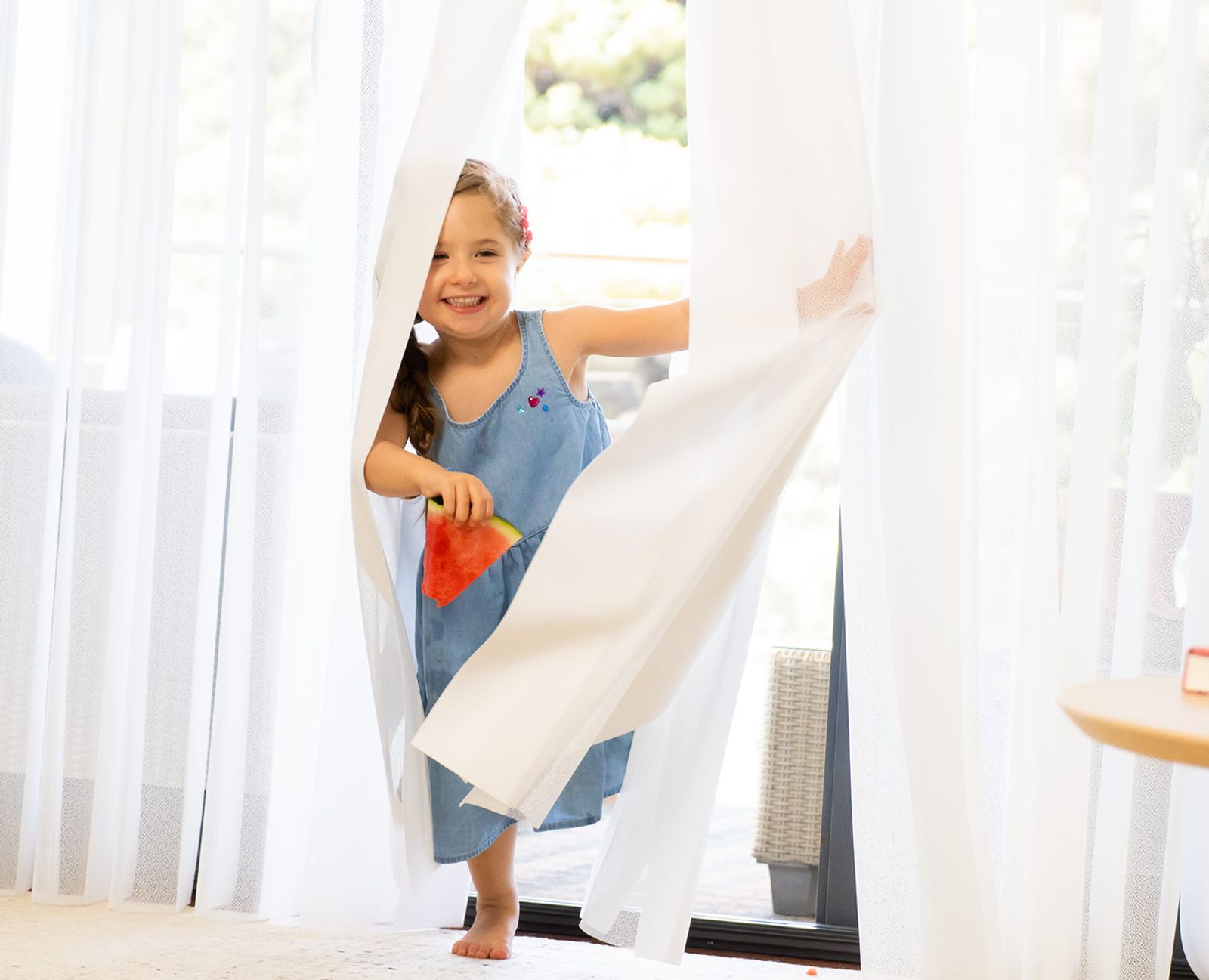 Curtain World image