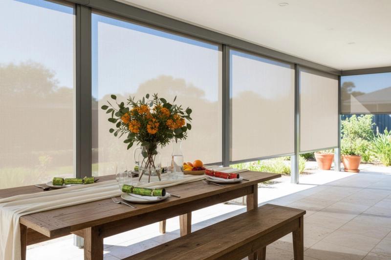 An Outdoor Christmas – How to Stay Cool This Summer