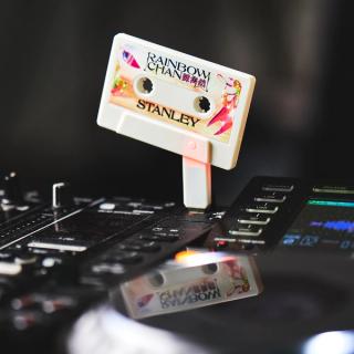 EM006 Cassette - Lifestyle Shots 9294.jpg