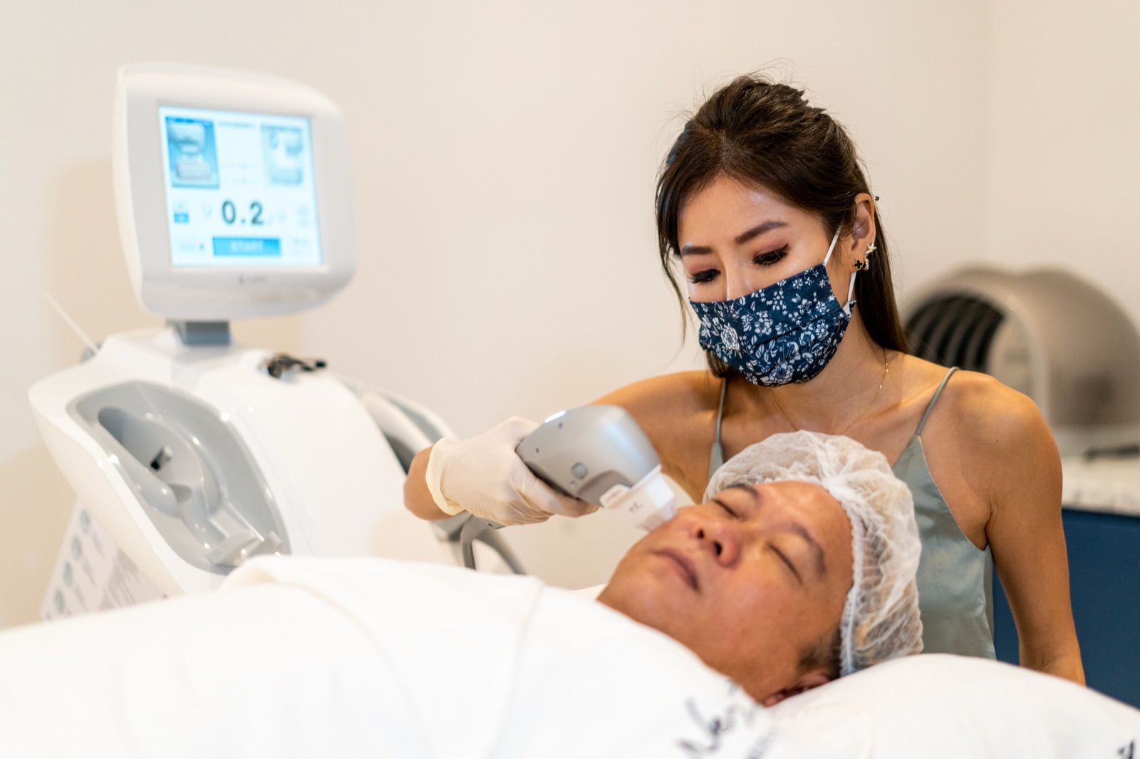 Ultraformer MPT HIFU device used at Nexus Aesthetic Singapore for face lift and jawline tightening.