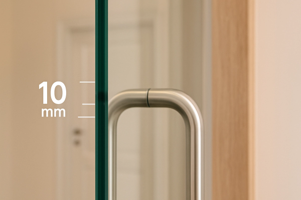 Cum alegi grosimea corectă a sticlei pentru uși interioare