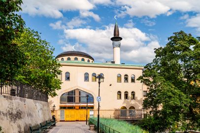 Stockholms moské invigdes år 2000.