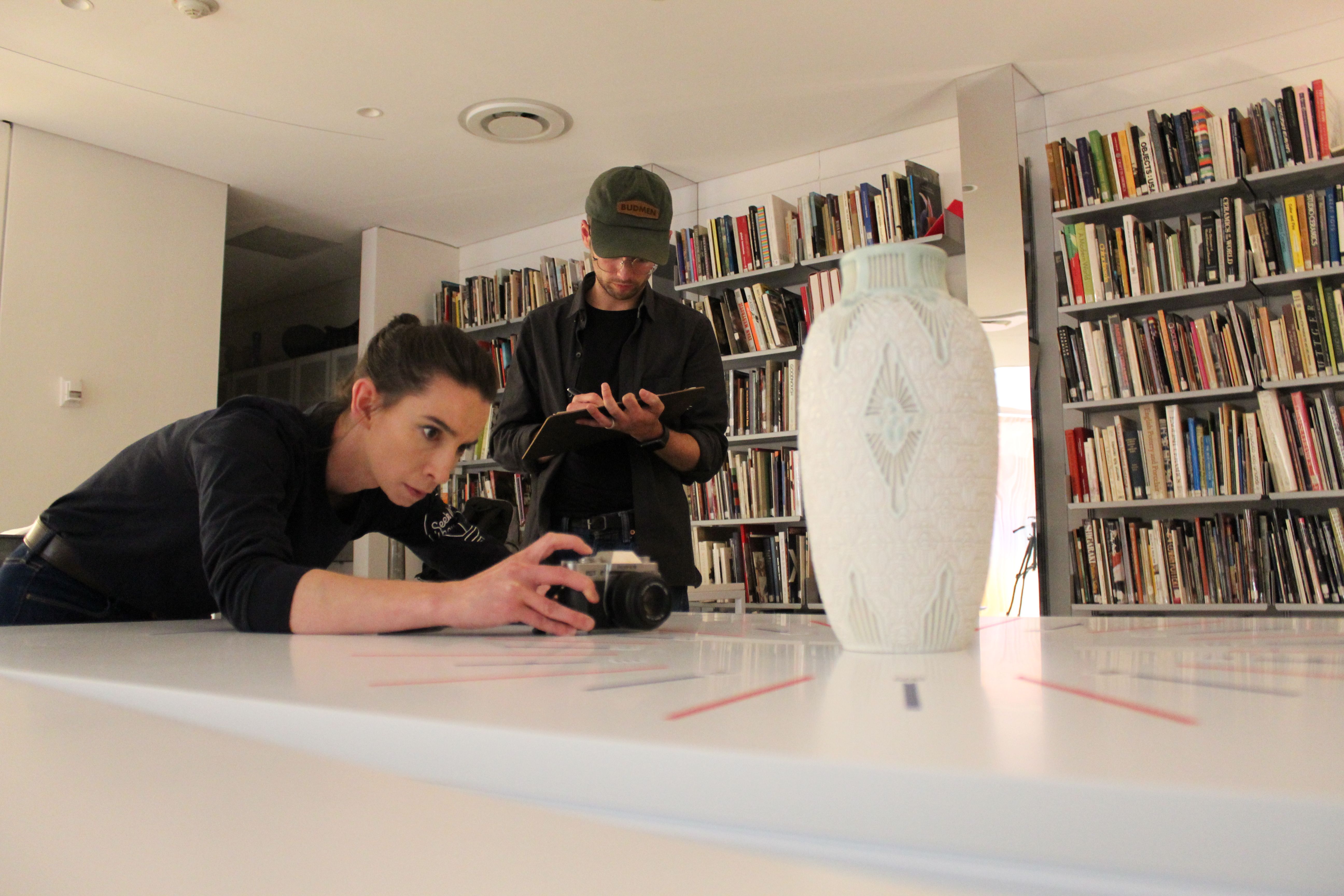 Using Photogrammetry to capture images of the Scarab Vase