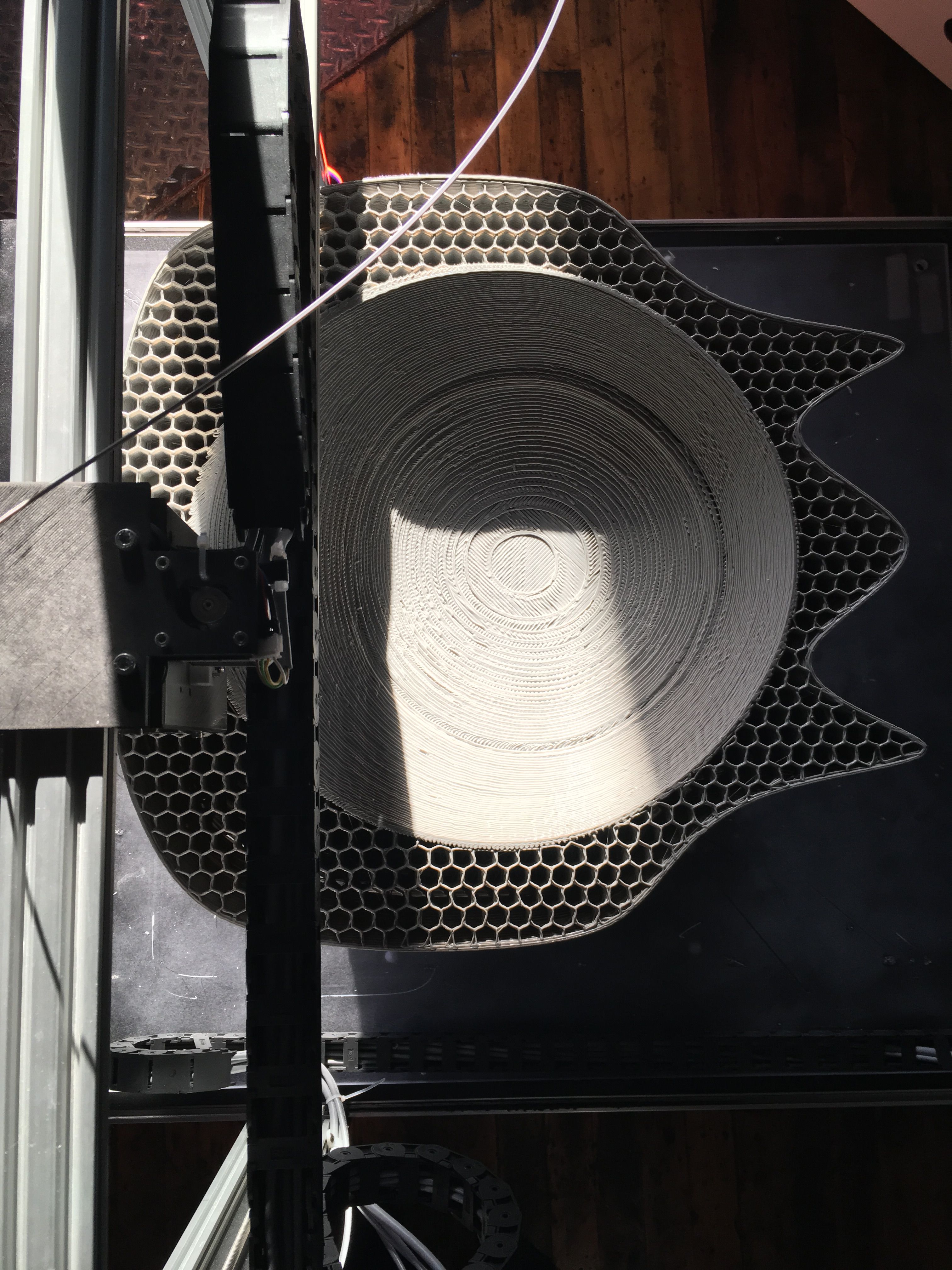 Resolute Chair 50% printed - trunk rising