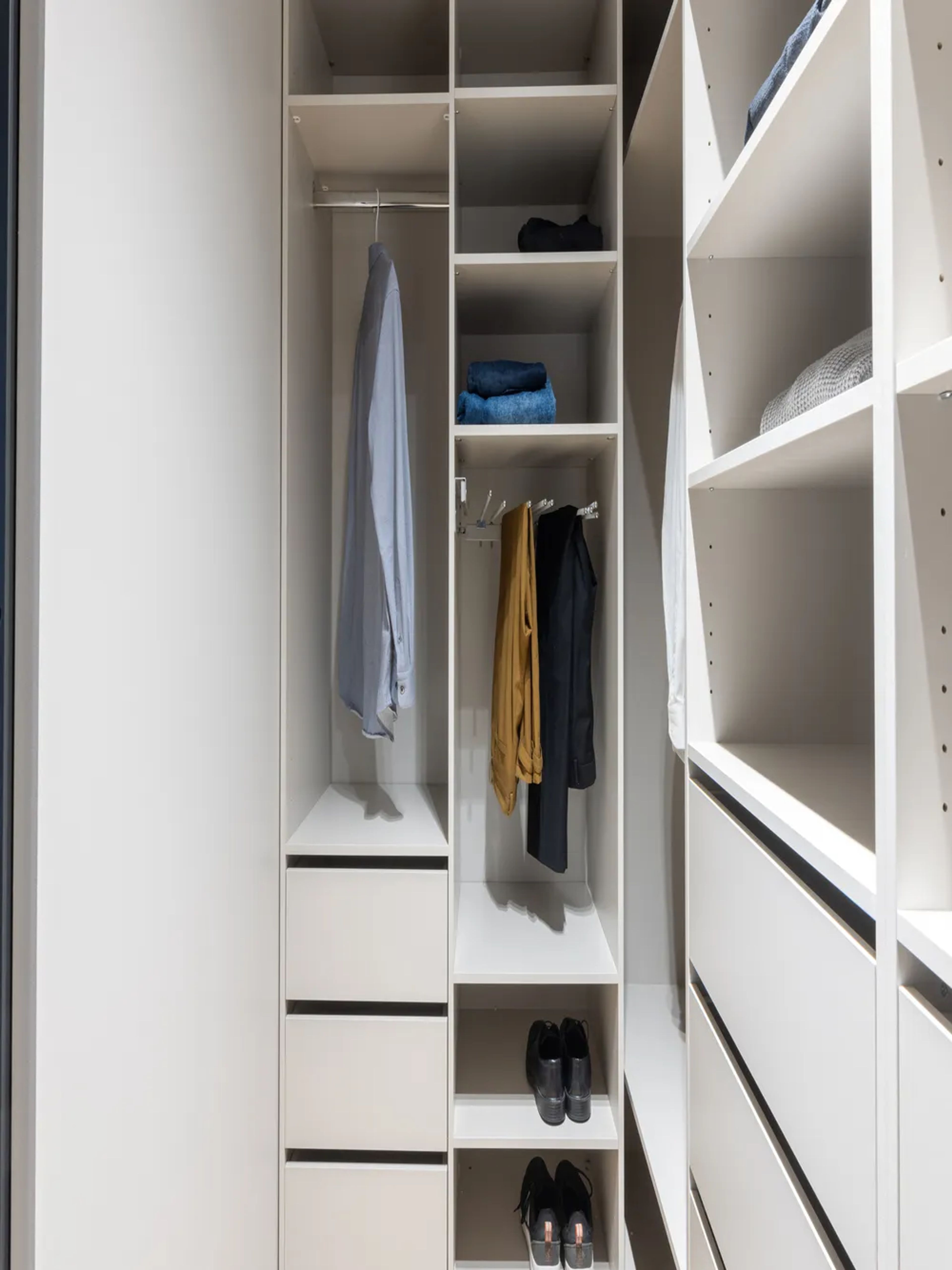 Walk-in Closet
