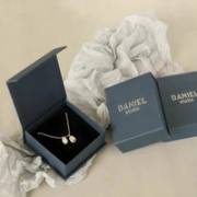 Luxury Magnetic Jewelry Packaging image 1