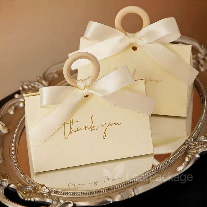 Custom Triangular Folding Boxes