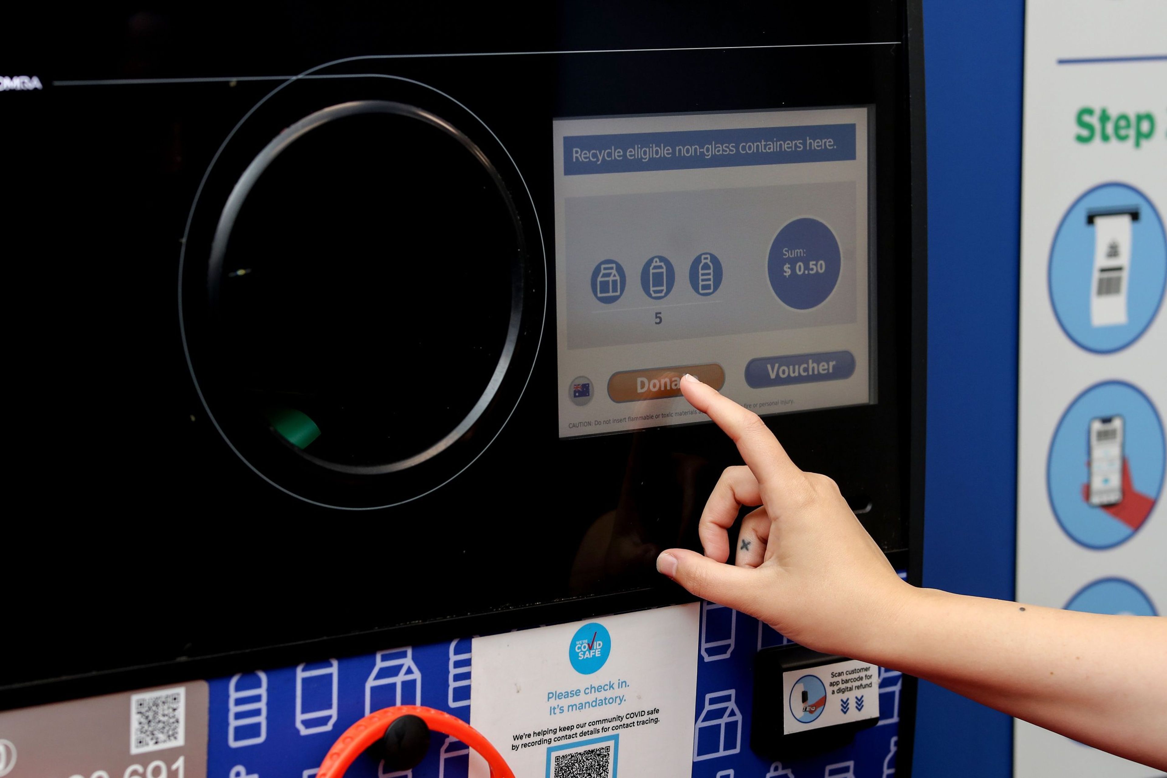 Return and Earn recyclers raise $17,000 for flood relief in NSW