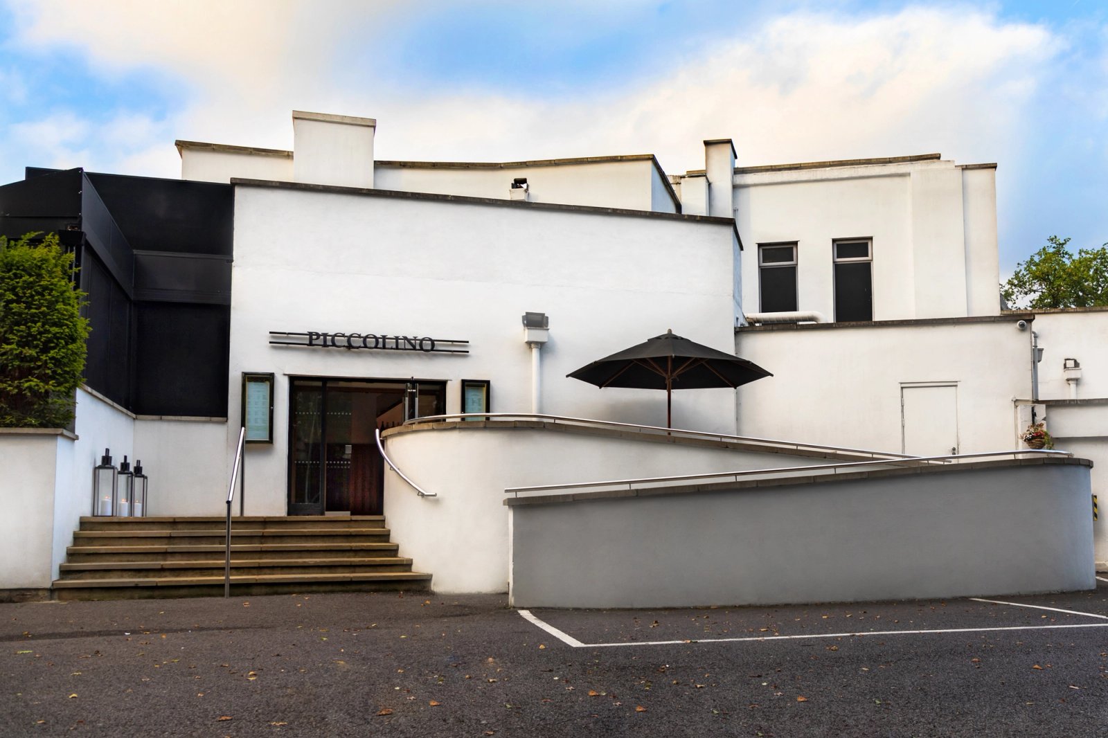 Live DJ – Piccolino Virginia Water