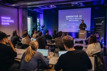 A collage showcasing startups and mentors at the STARTPLATZ AI Accelerator event.