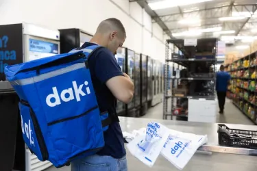 iFood Acquires Minority Stake in Grocery Delivery Startup Daki