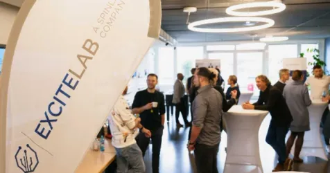 ExciteLab accelerator participants collaborating with industry partners.