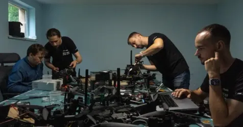 Swarmer Makes Explosive Nasdaq Debut with 500 Percent Gain