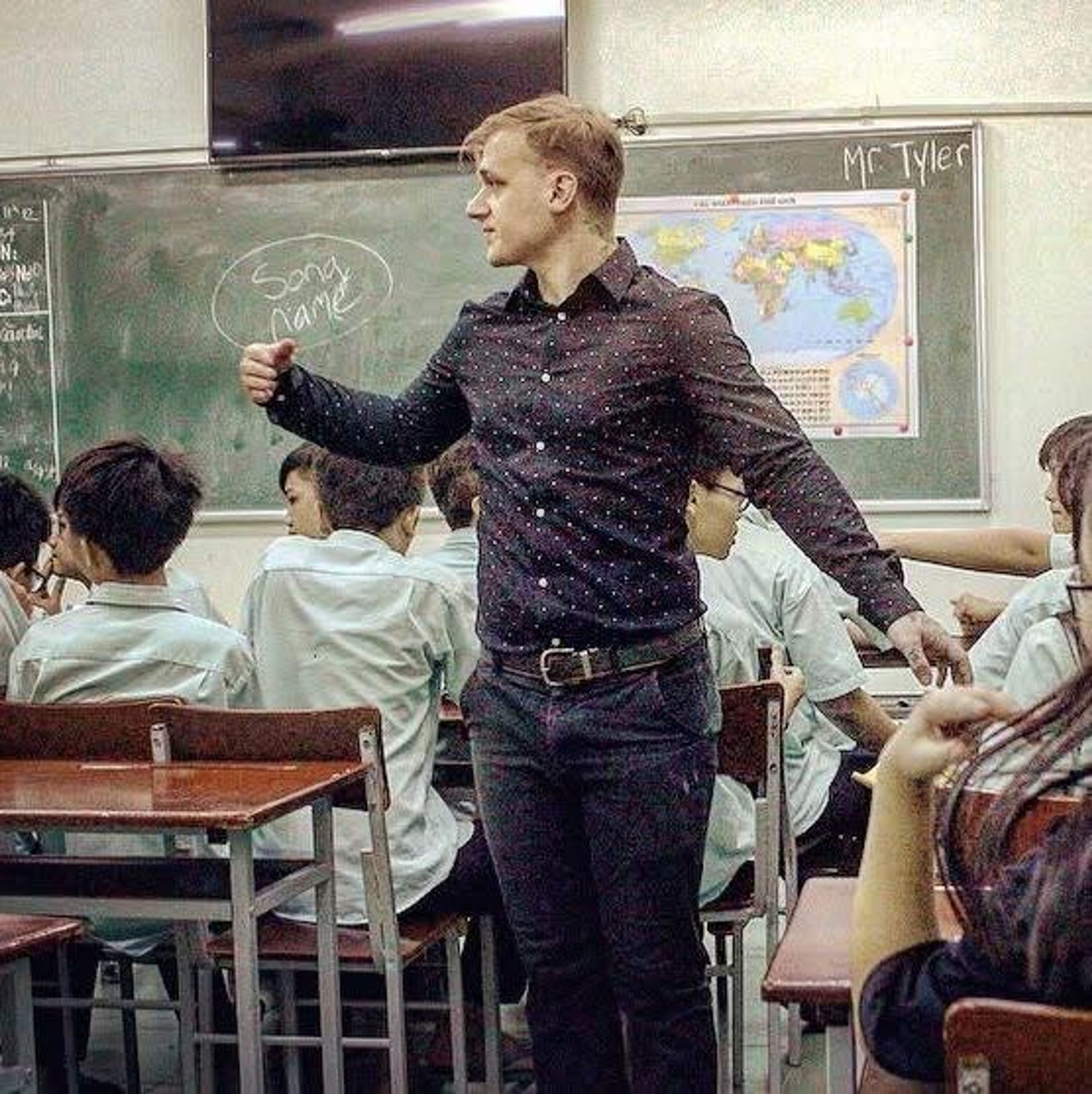 teacher saigon american