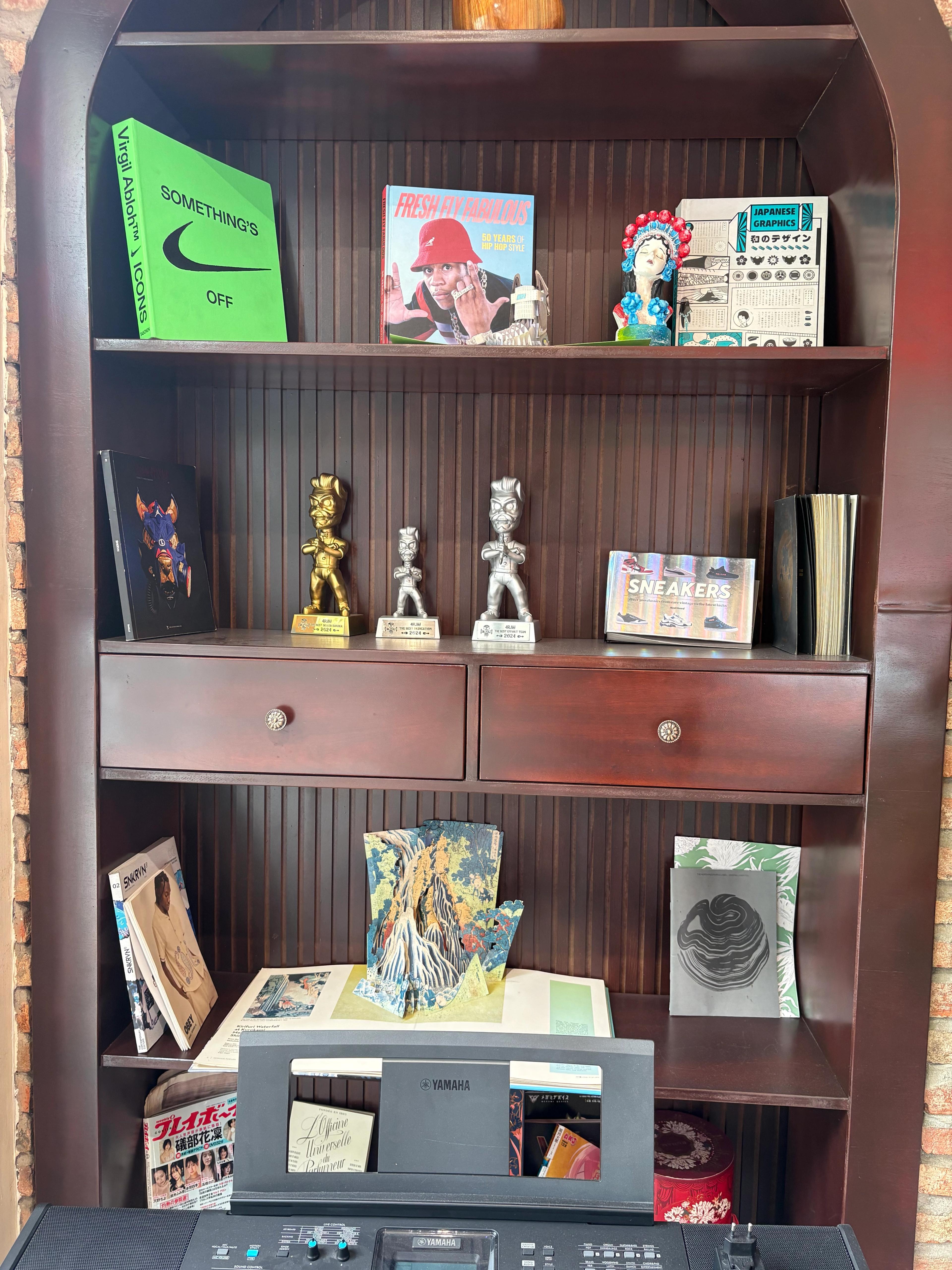 Bookshelf