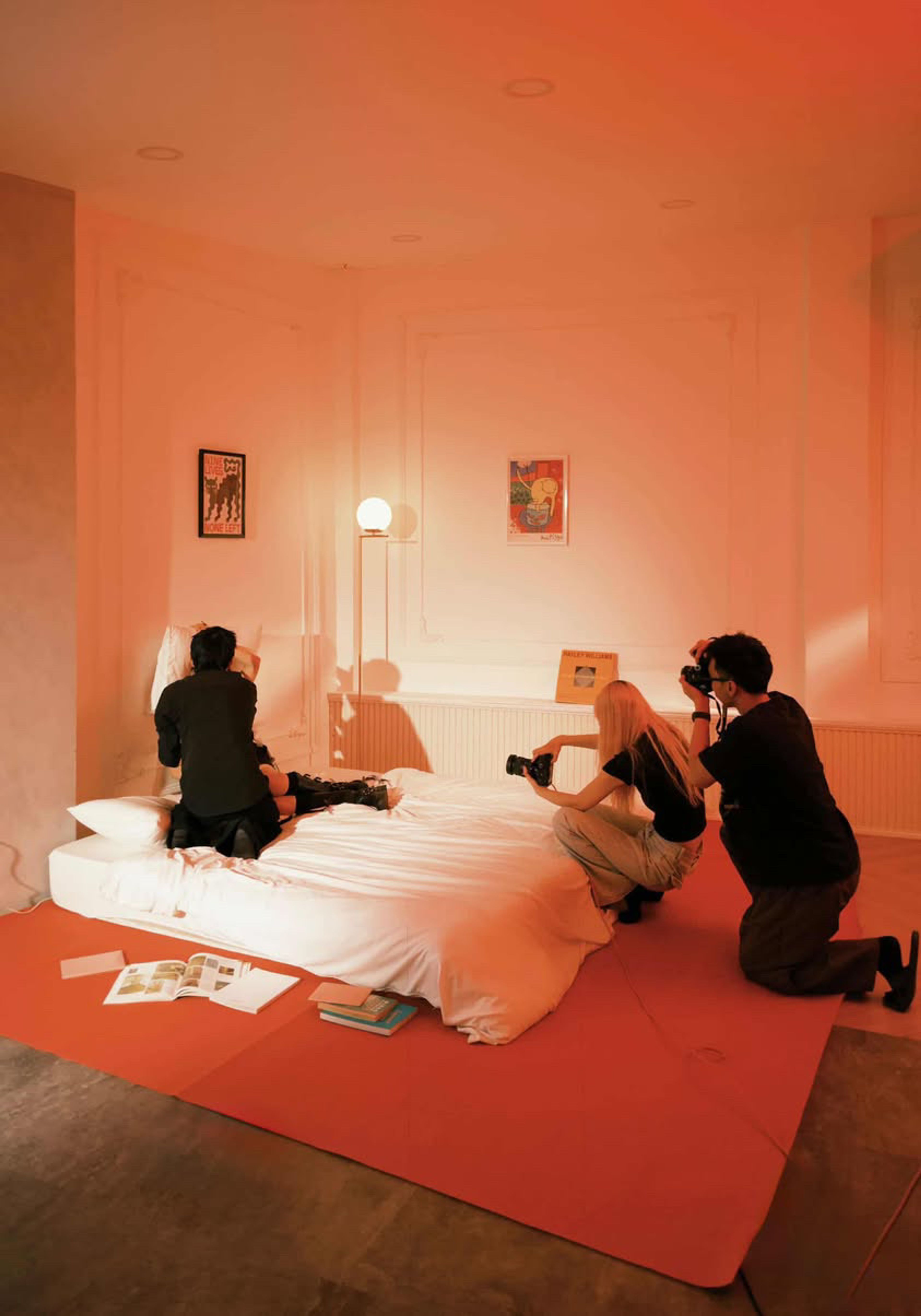 Trang and Bao on set 