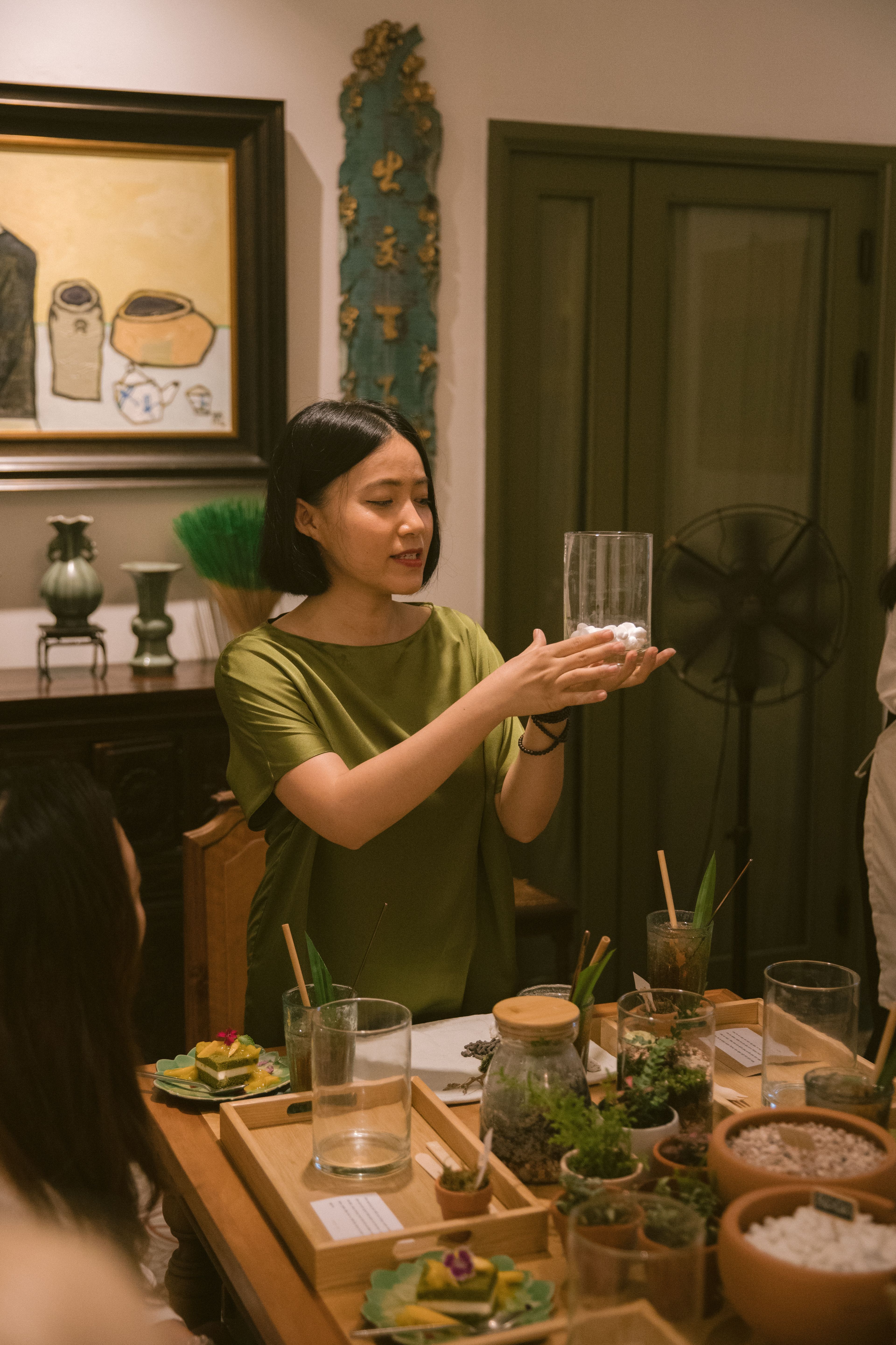 terrarium flowers girl