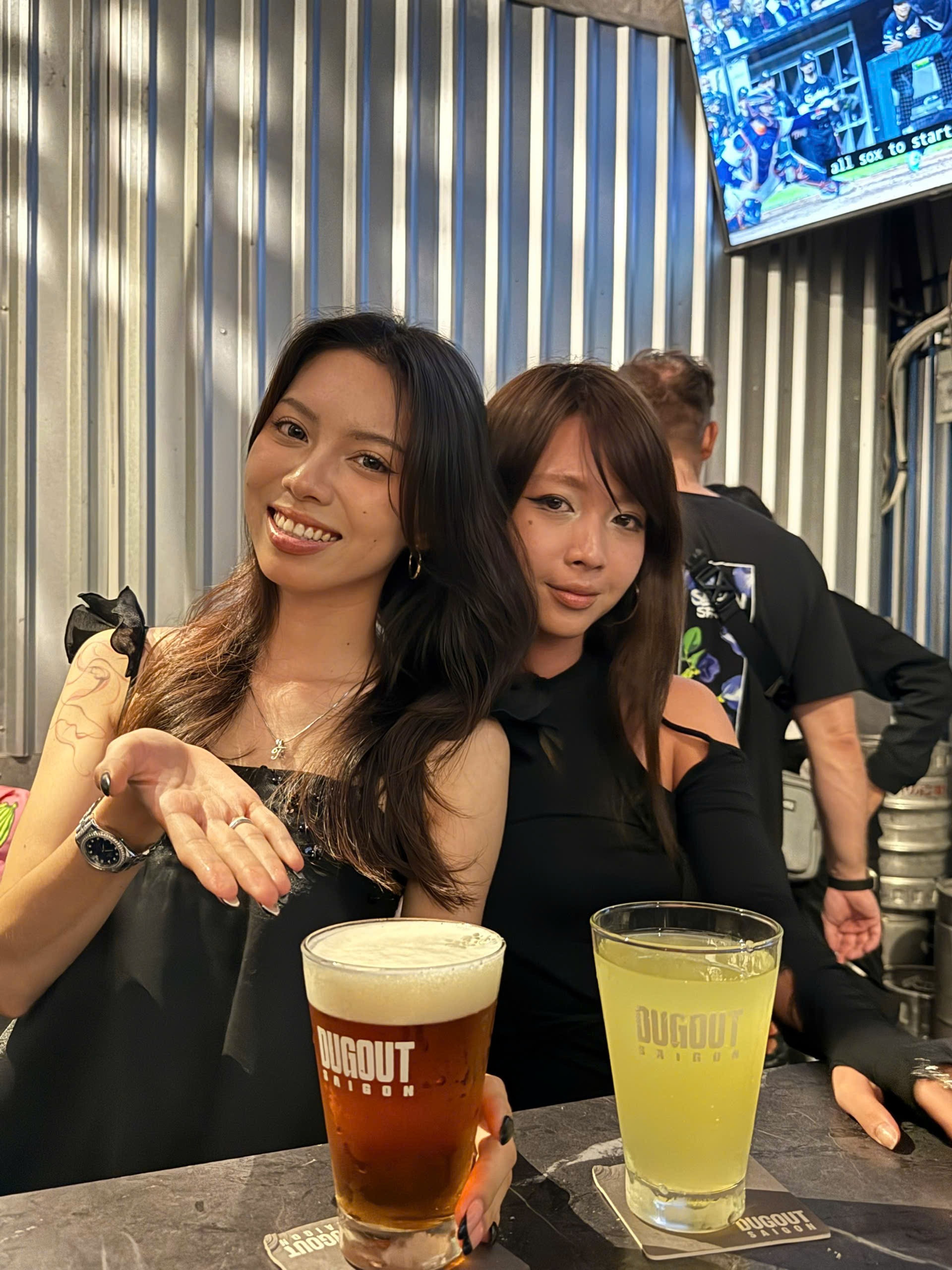 dugout girls saigon