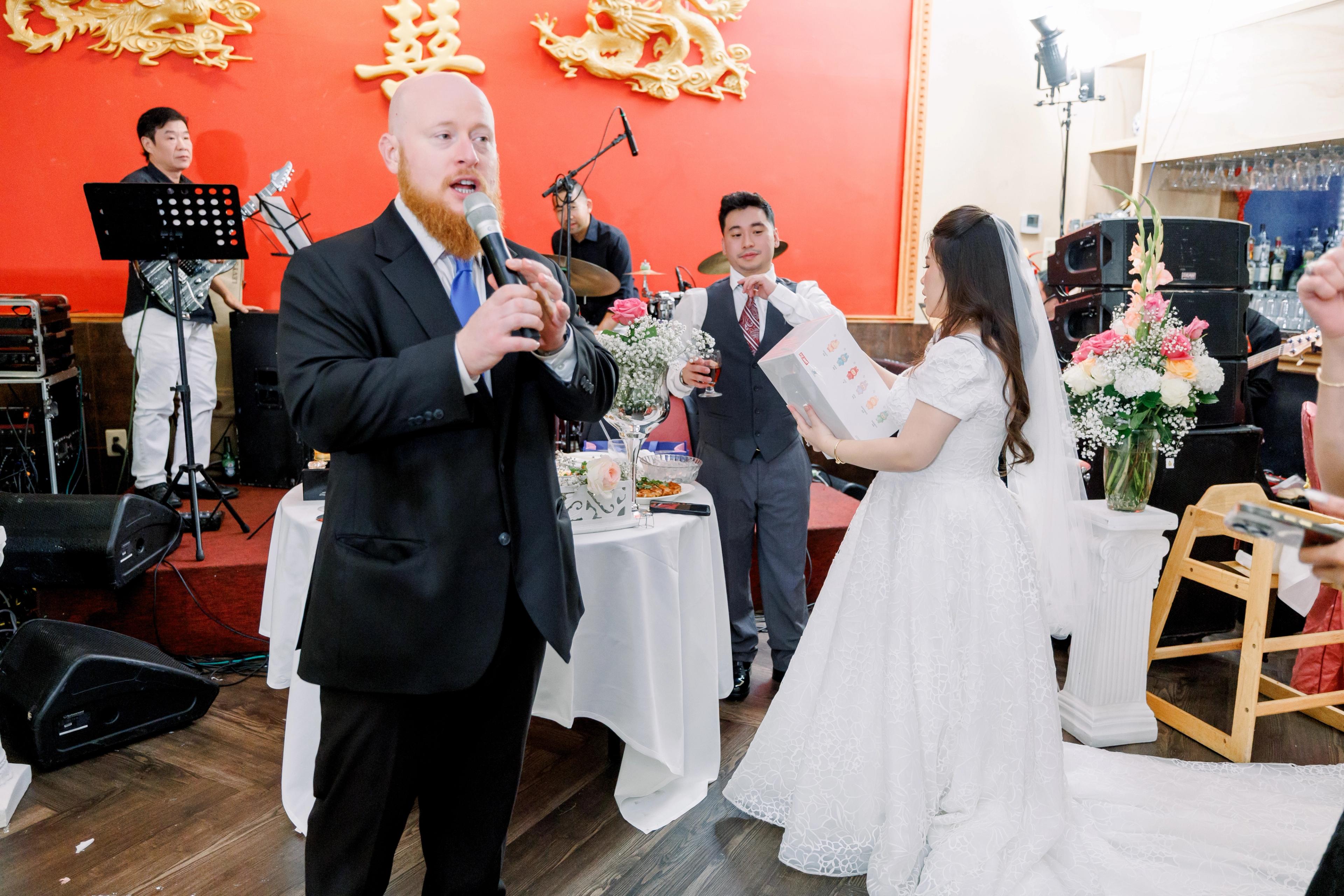 mc wedding phuc map hurley