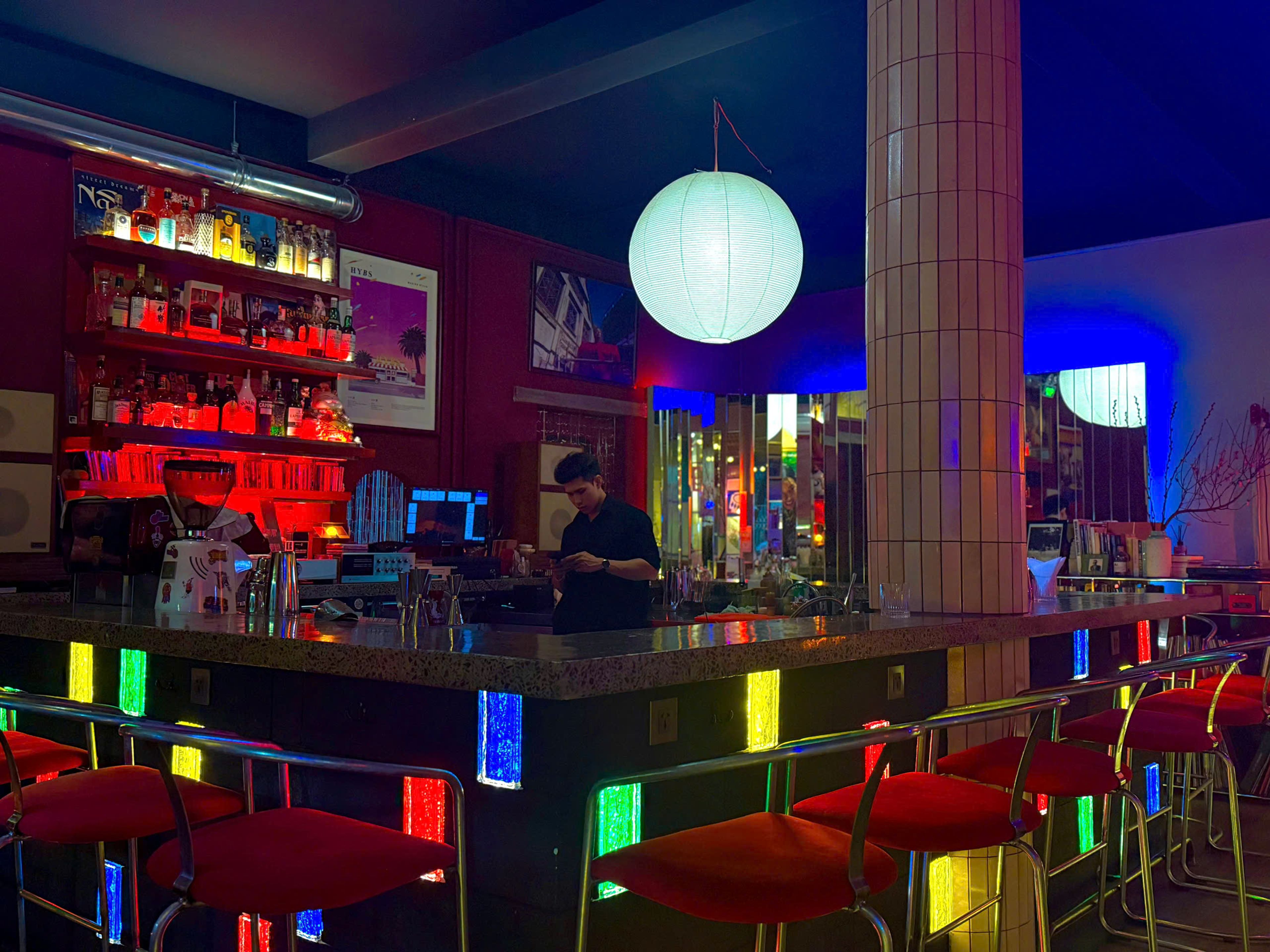 saigon bar nightlife hcmc