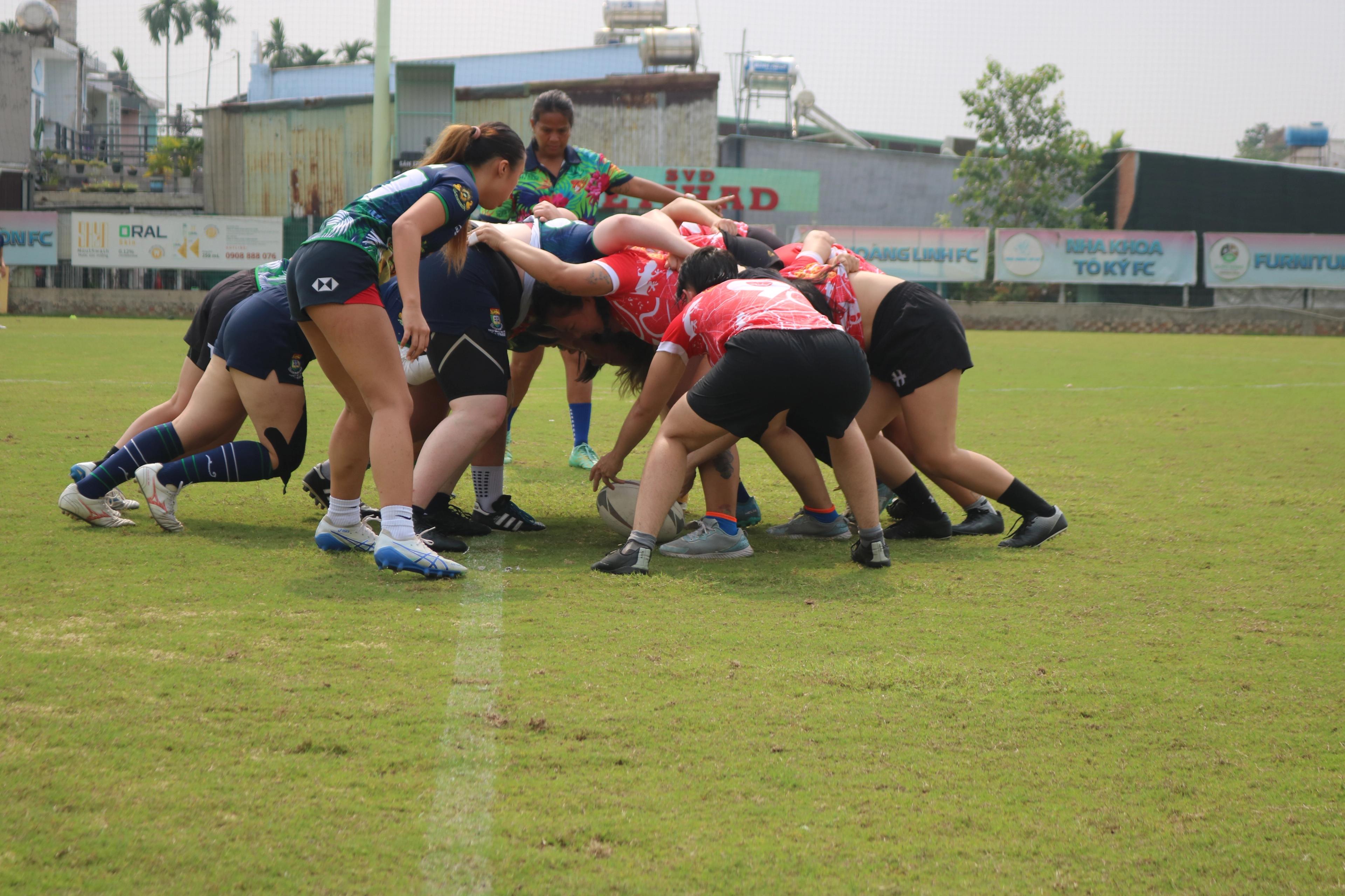 lady geckos saigon vietnam rugby