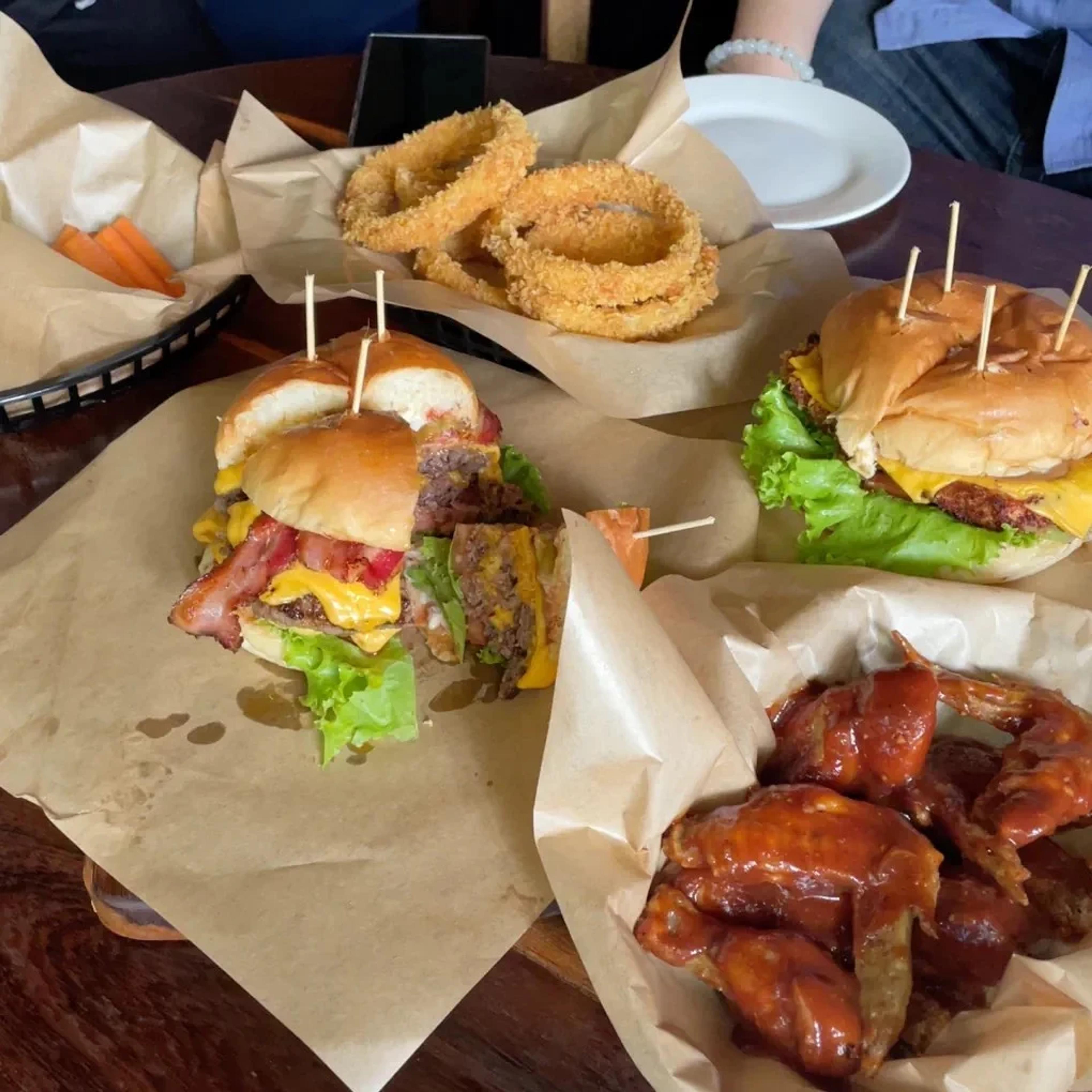 brick n barrell burger hcmc saigon