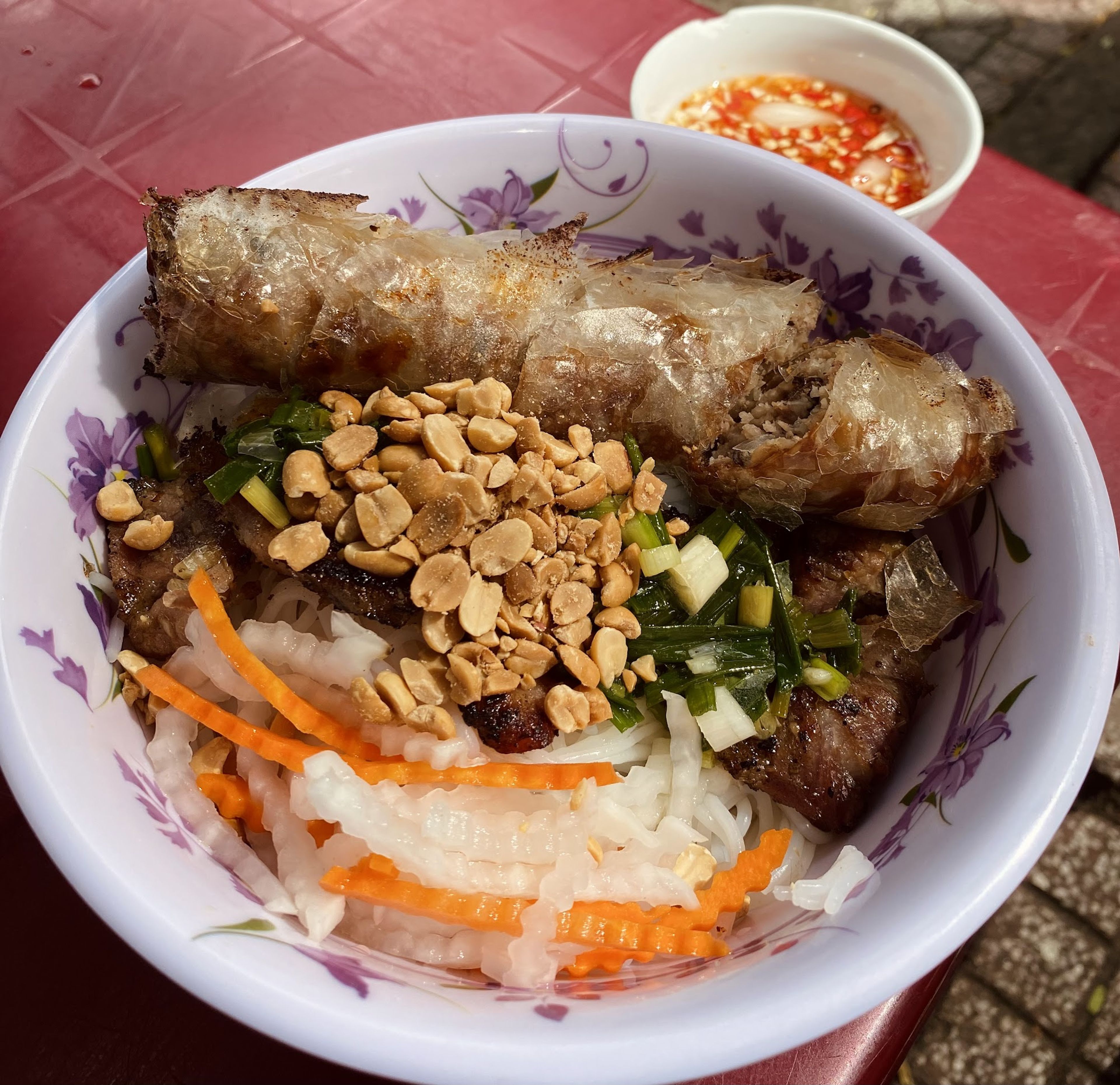 Bún Thịt Nướng Chả Giò – Nguyễn Trung Trực